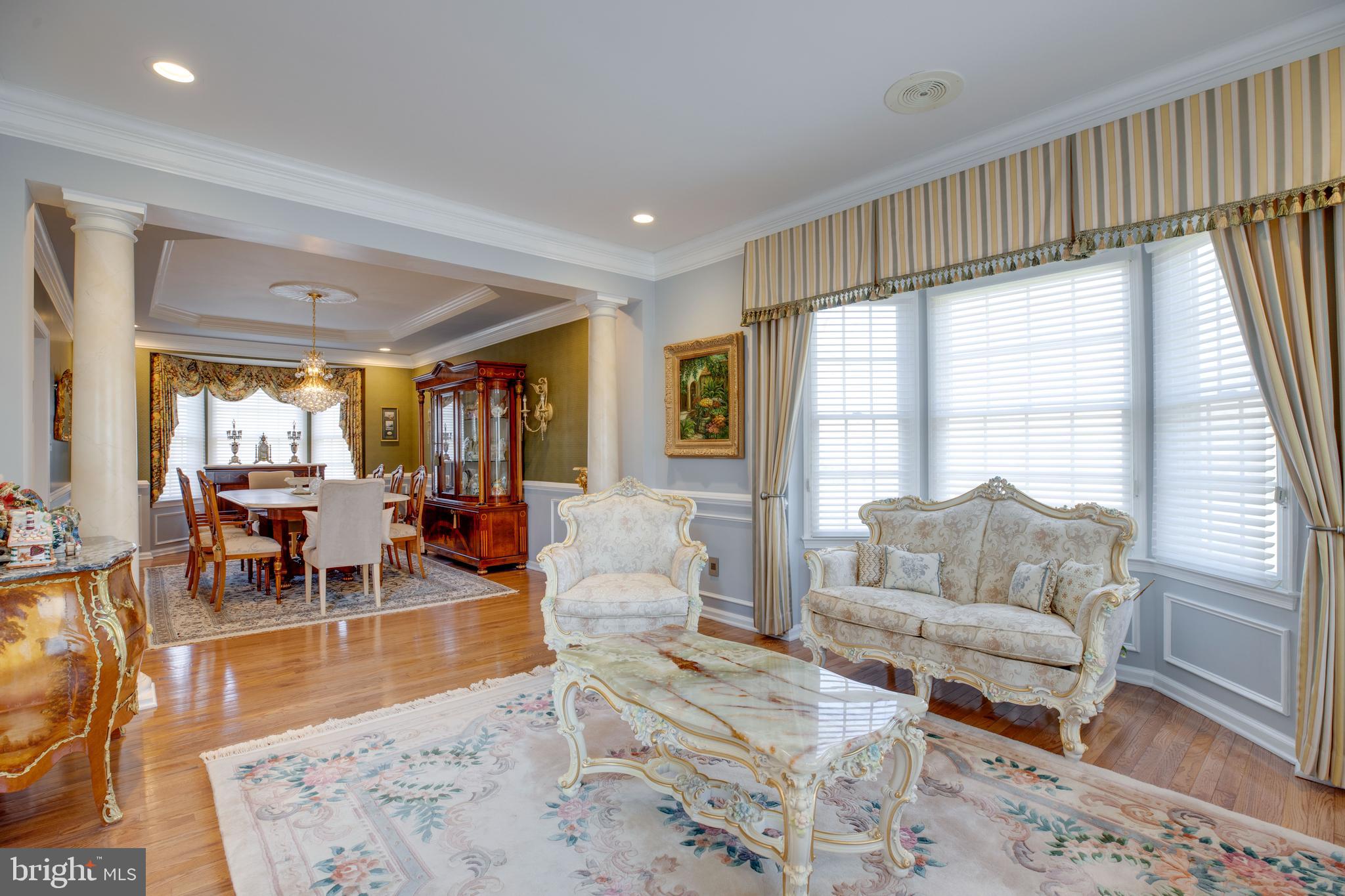 FAIR LAKES CHASE - Residential