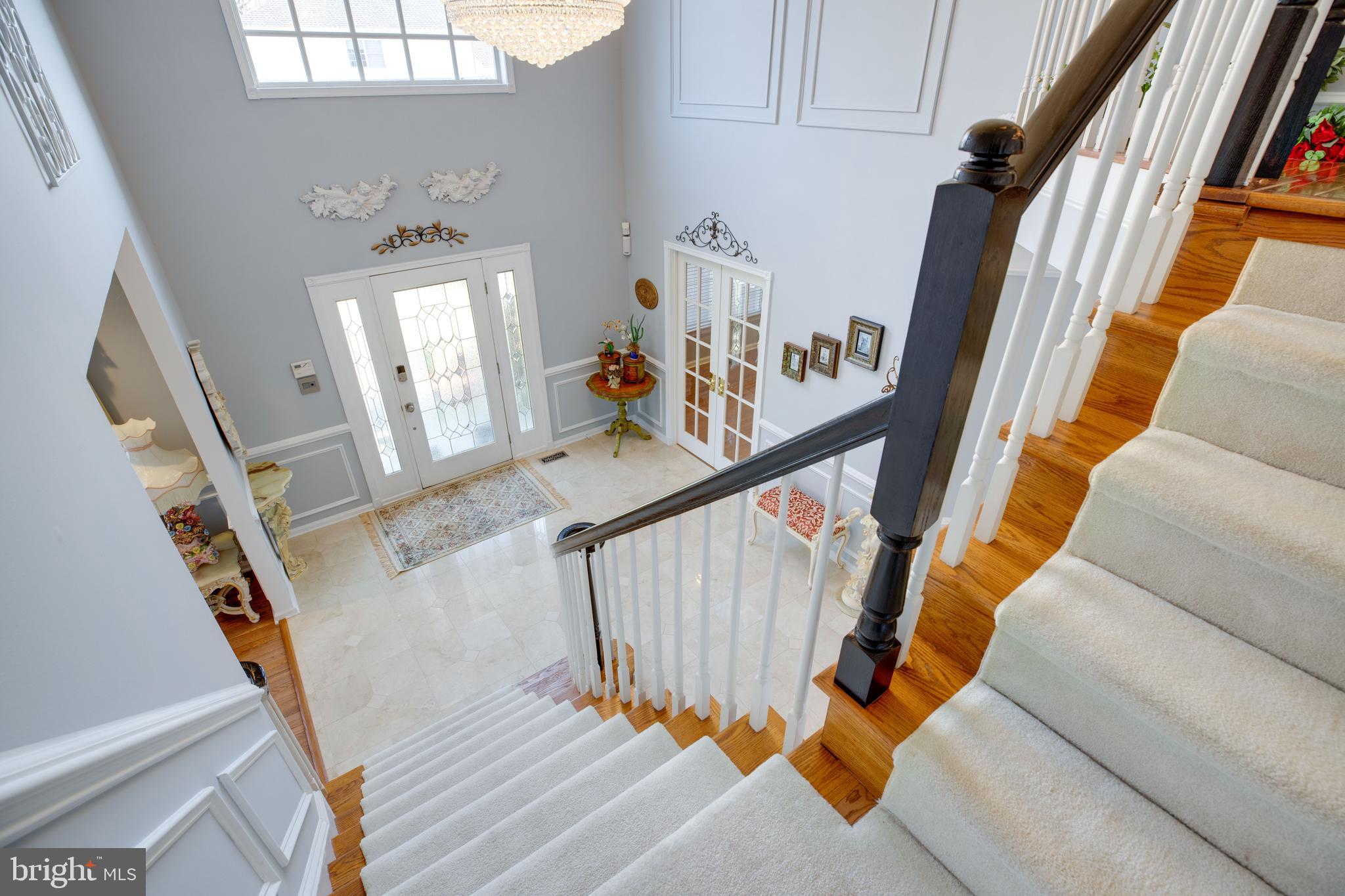 FAIR LAKES CHASE - Residential