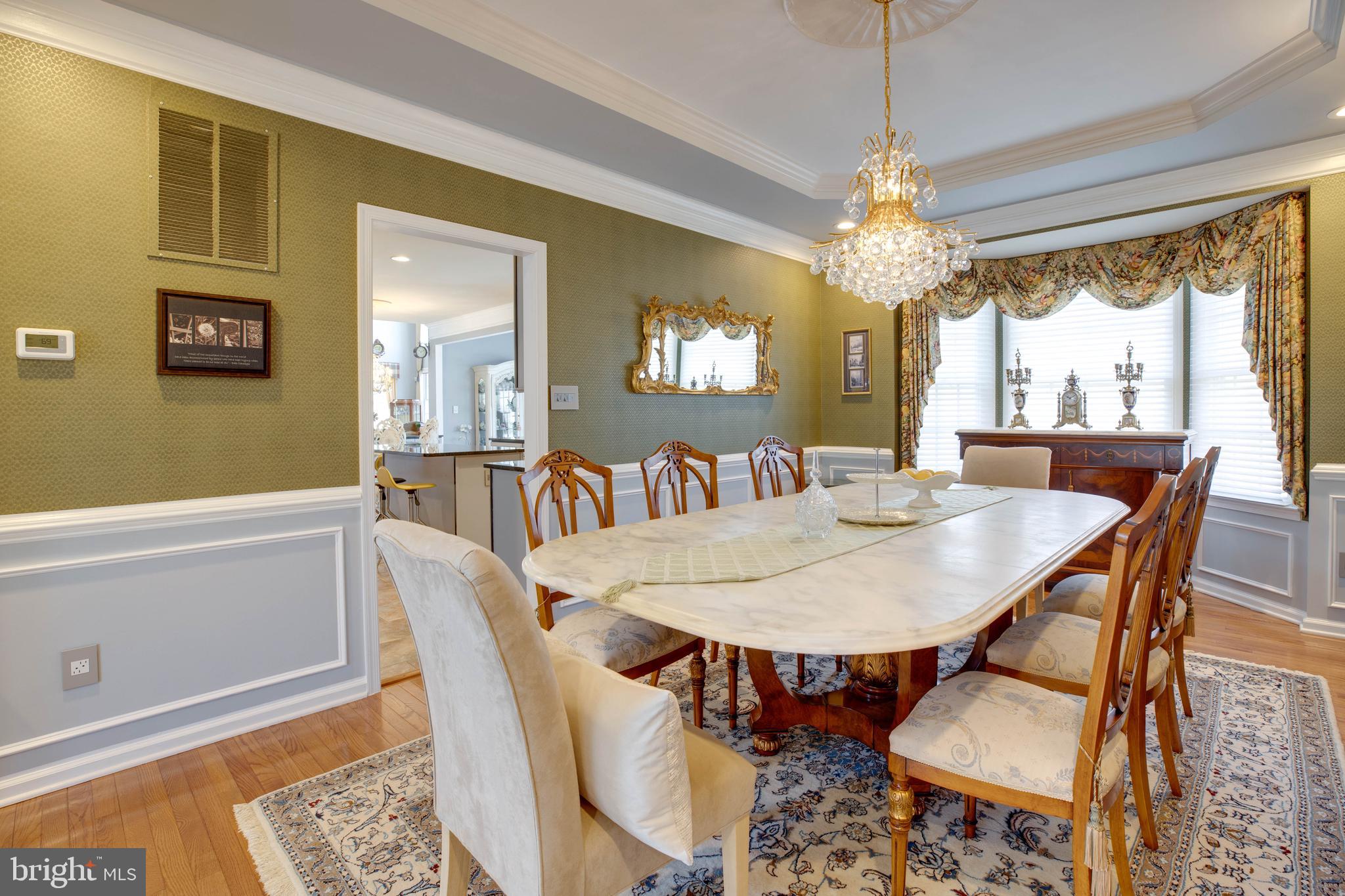 FAIR LAKES CHASE - Residential