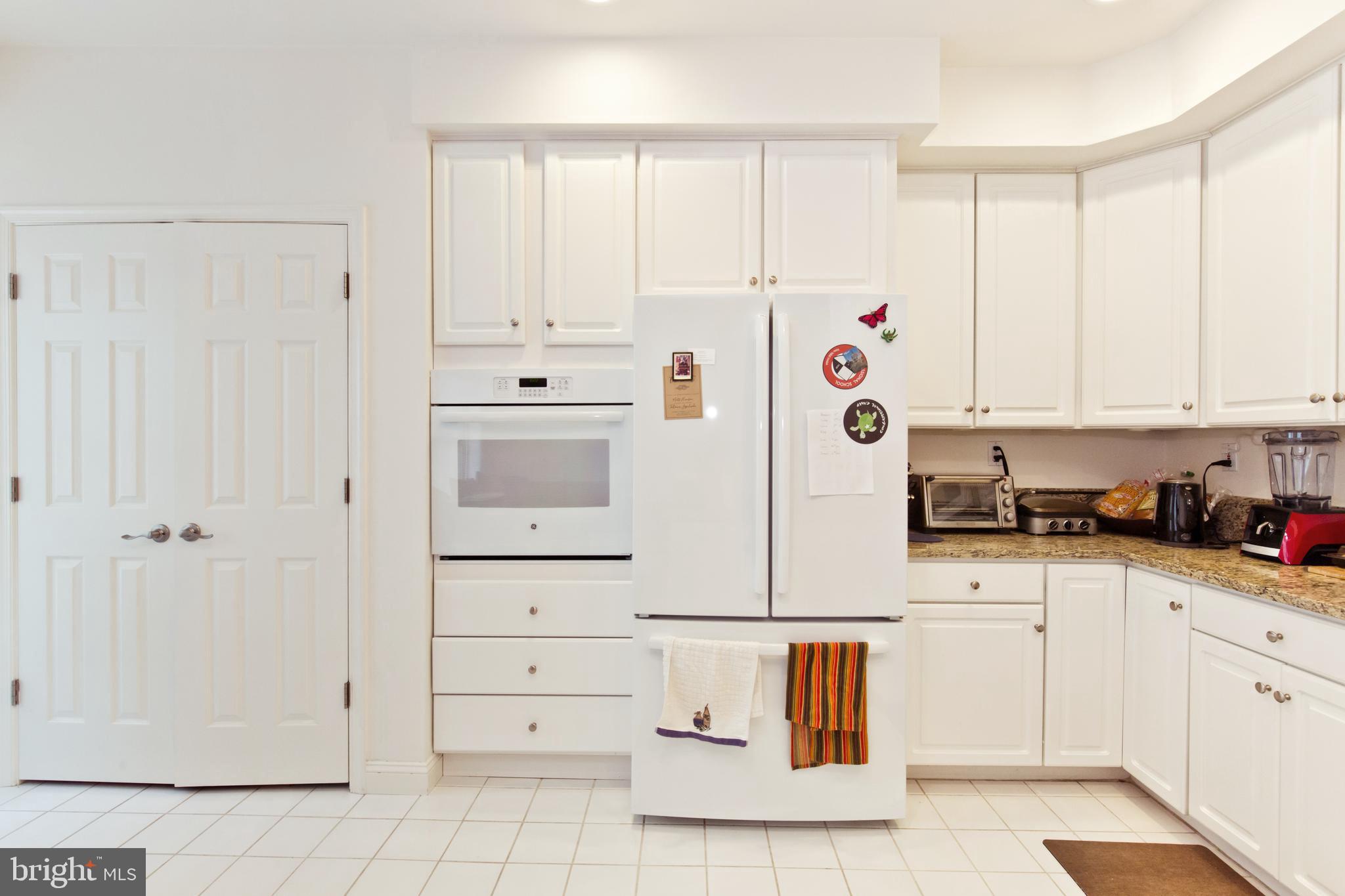 FENWICK COURT - Residential Lease