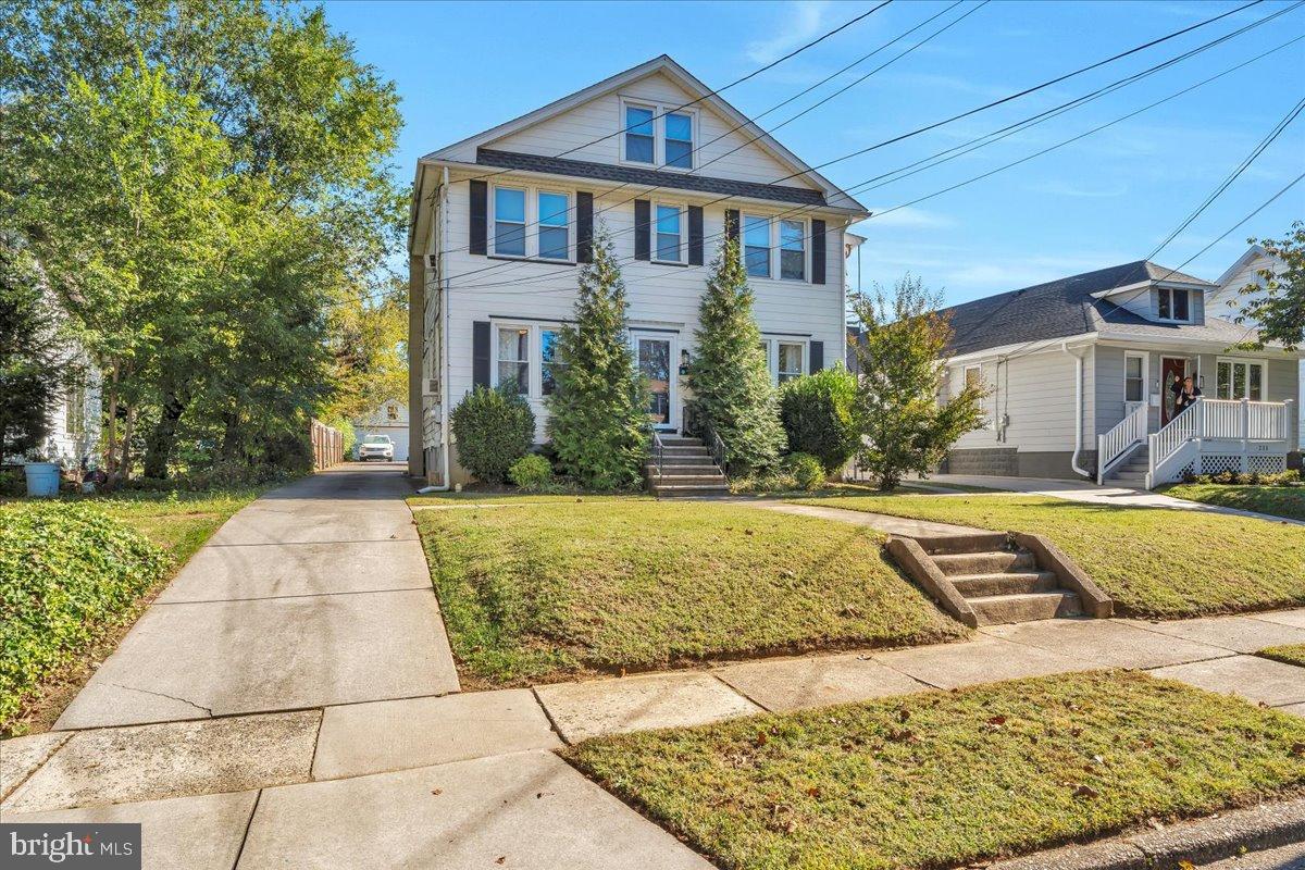 207 RICHEY AVENUE
