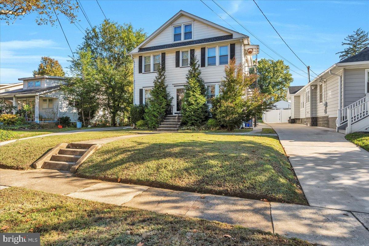207 RICHEY AVENUE