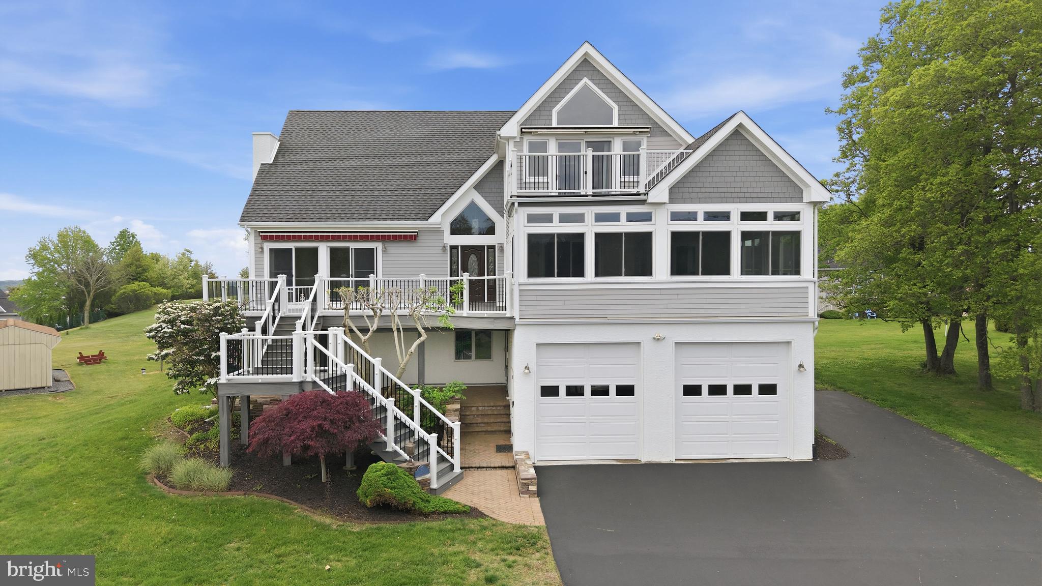 160 CLIFFVIEW DRIVE