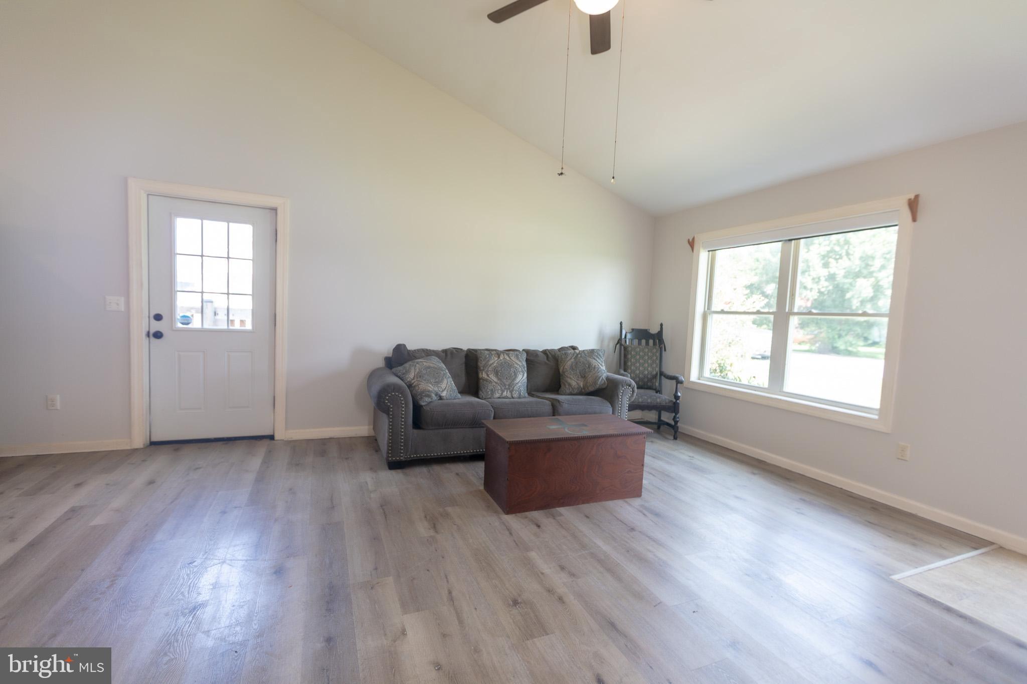 VILLAGE GREEN - Residential