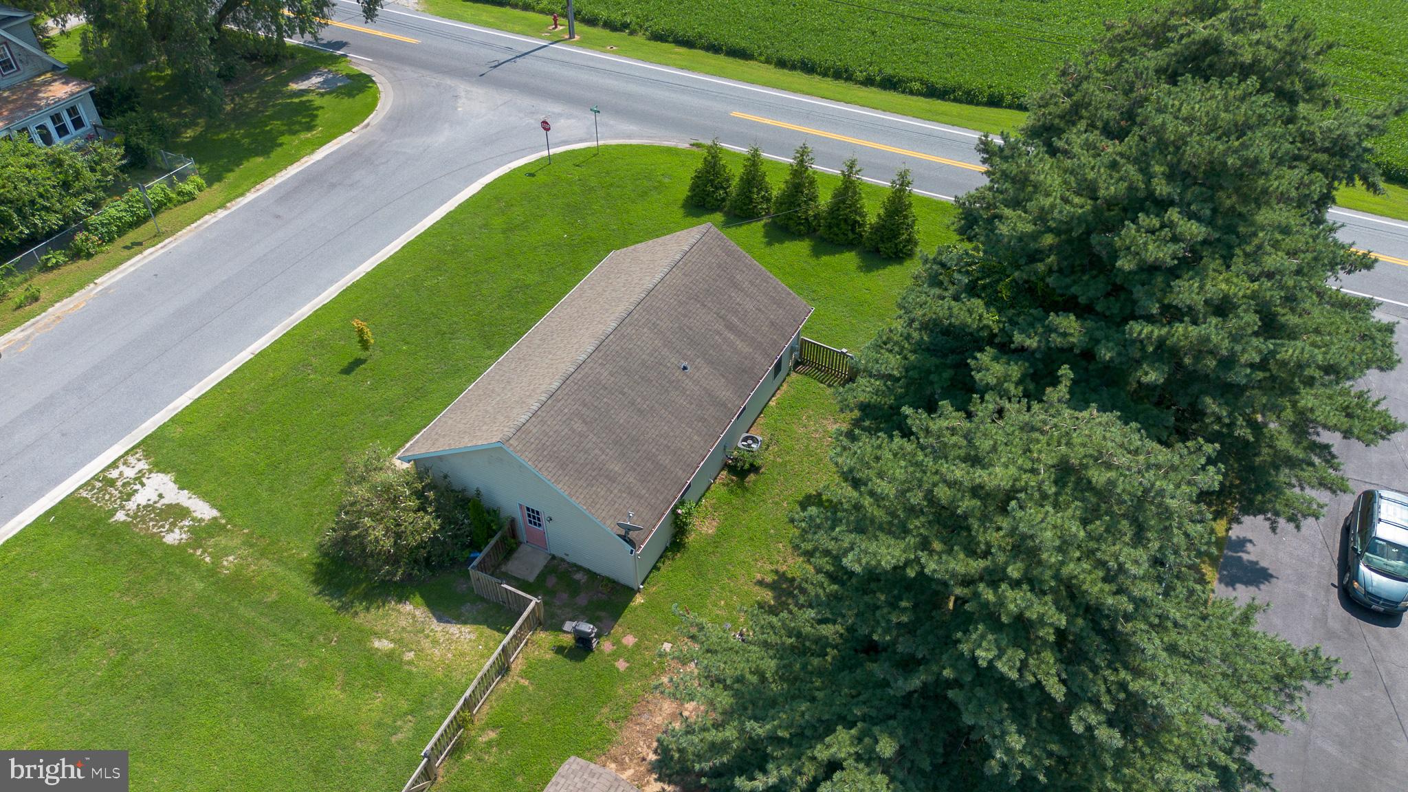 VILLAGE GREEN - Residential