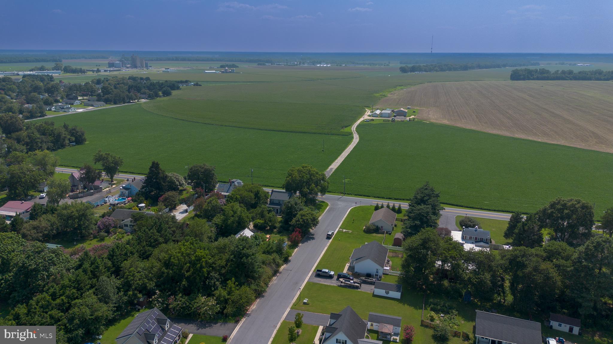 VILLAGE GREEN - Residential