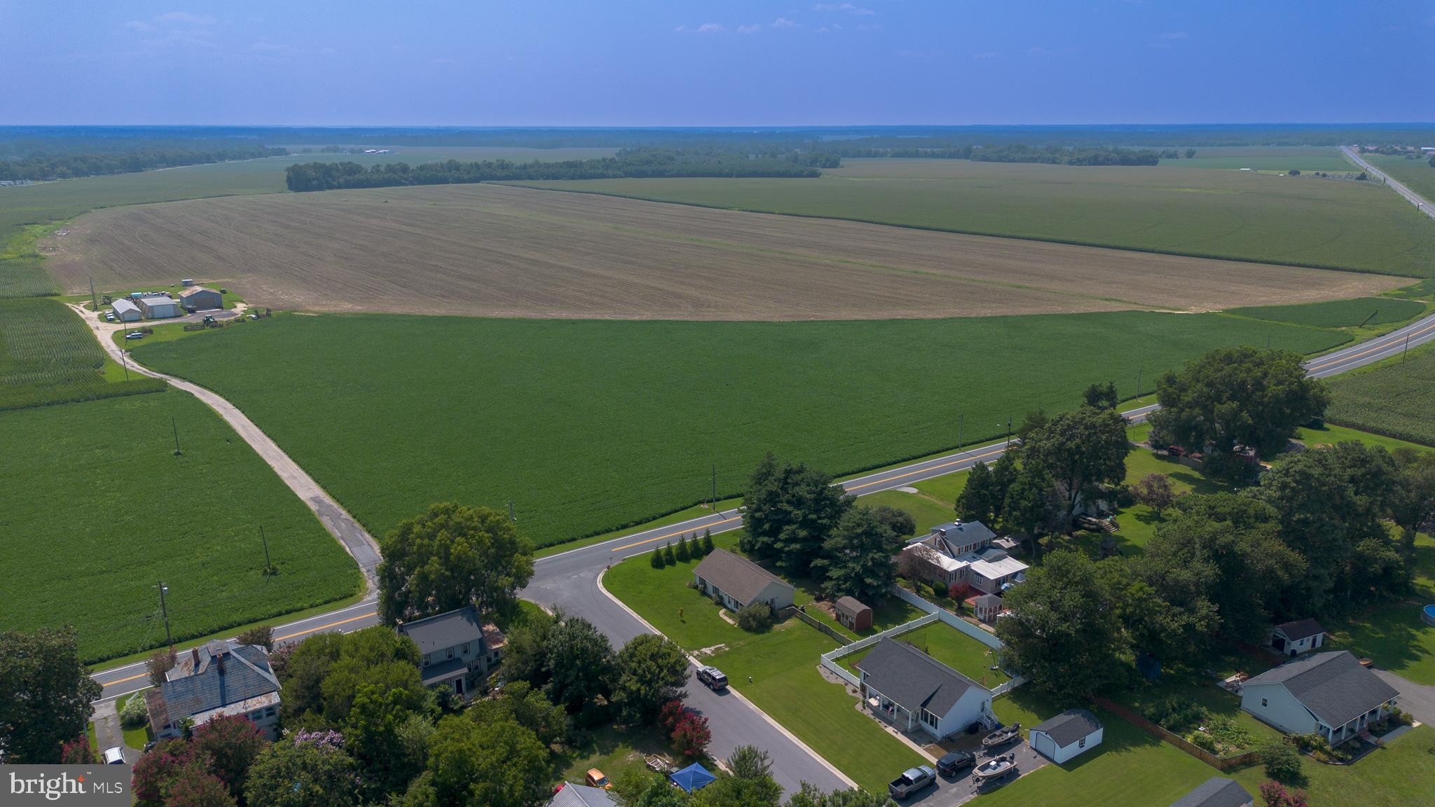 VILLAGE GREEN - Residential