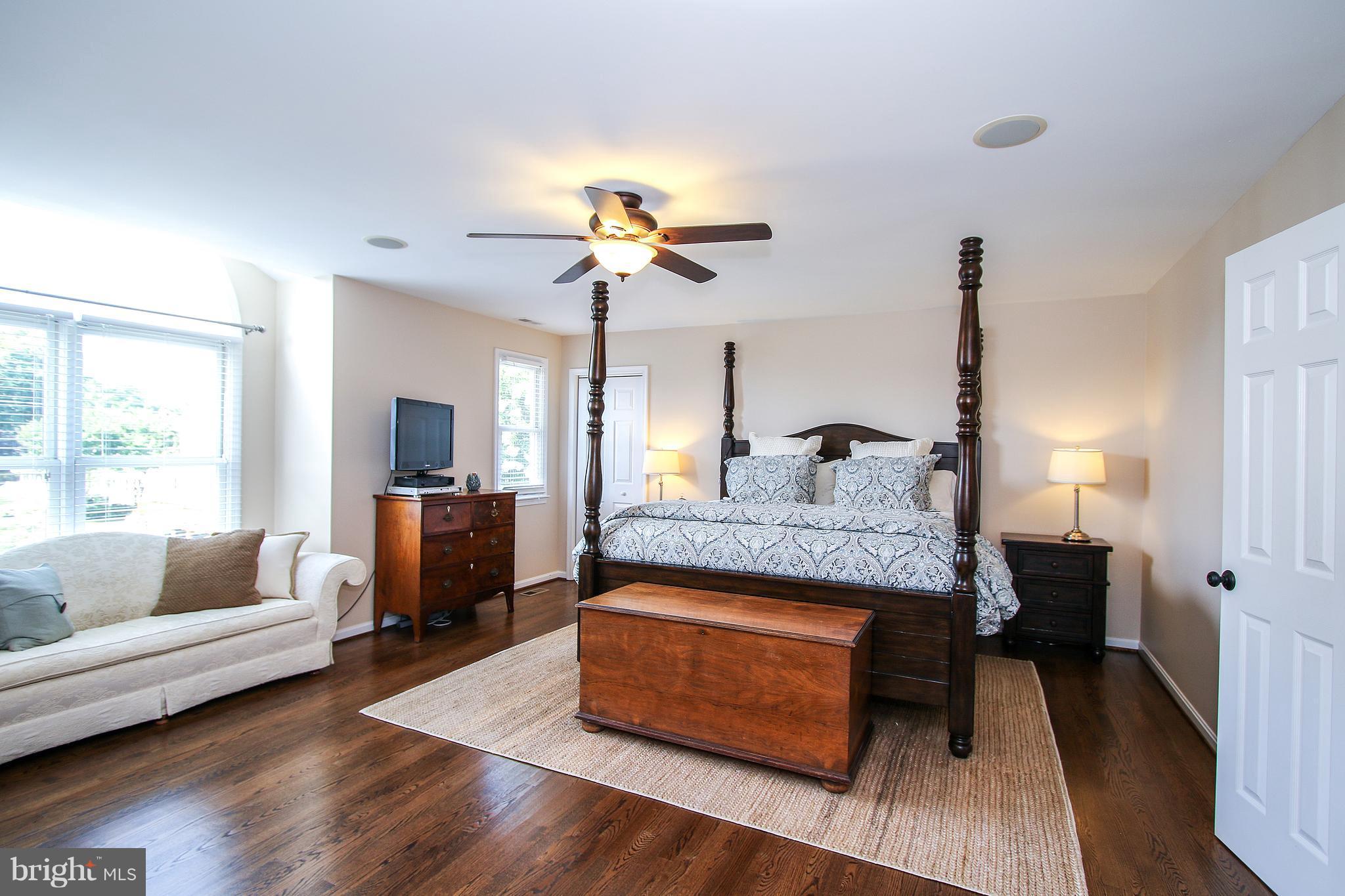 HOMEWOOD - Residential