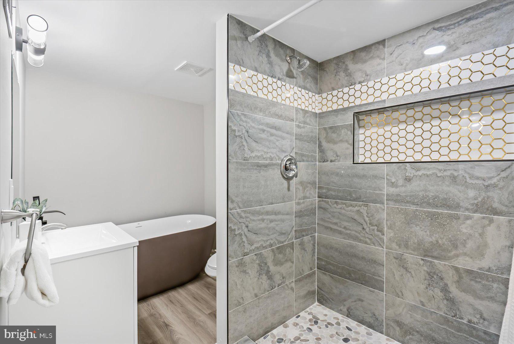 DUVALL TERRACE - Residential