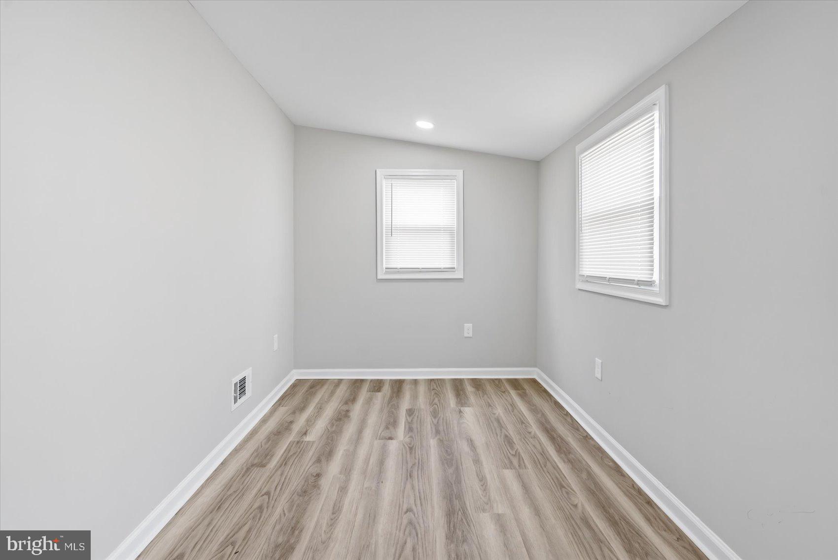 DUVALL TERRACE - Residential