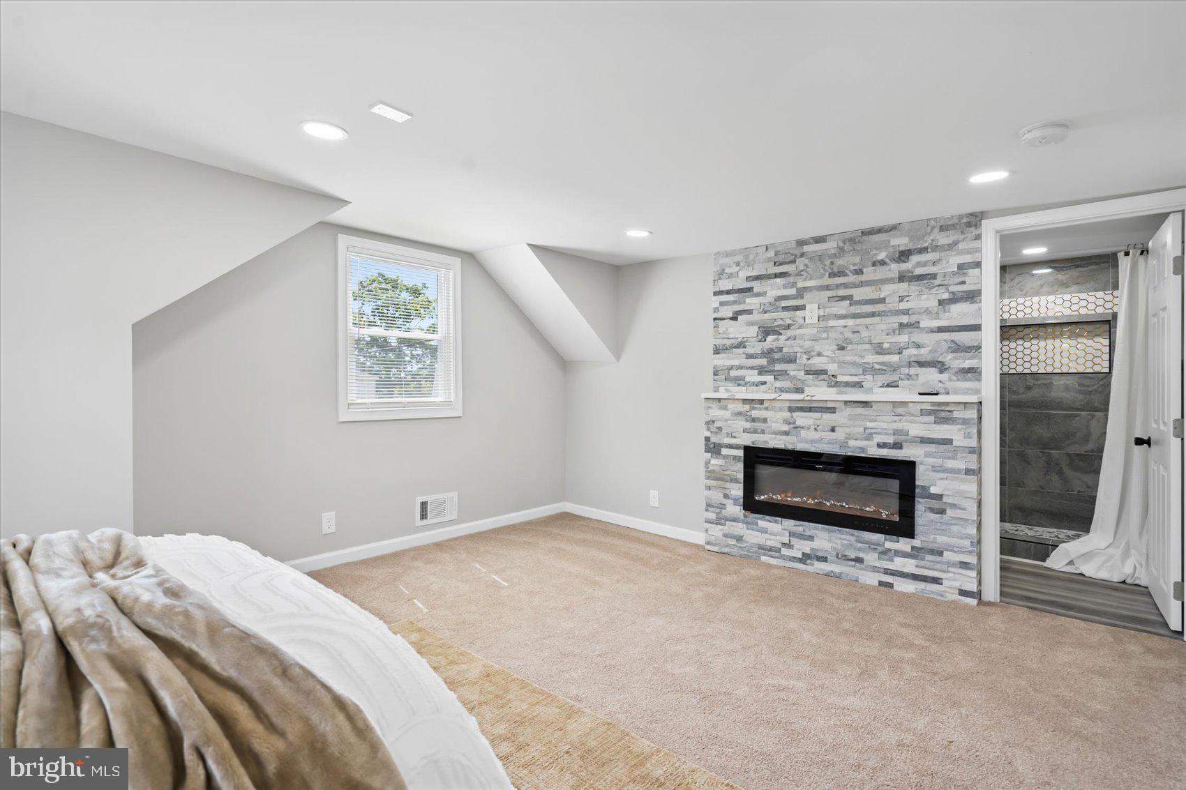 DUVALL TERRACE - Residential