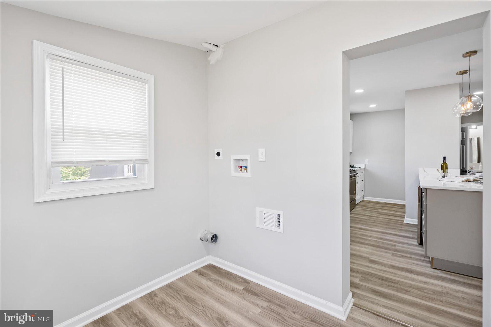 DUVALL TERRACE - Residential