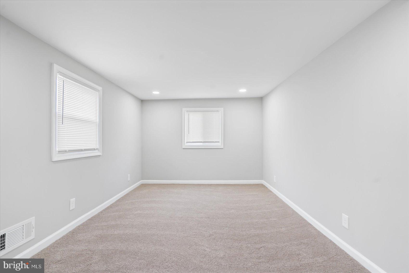 DUVALL TERRACE - Residential