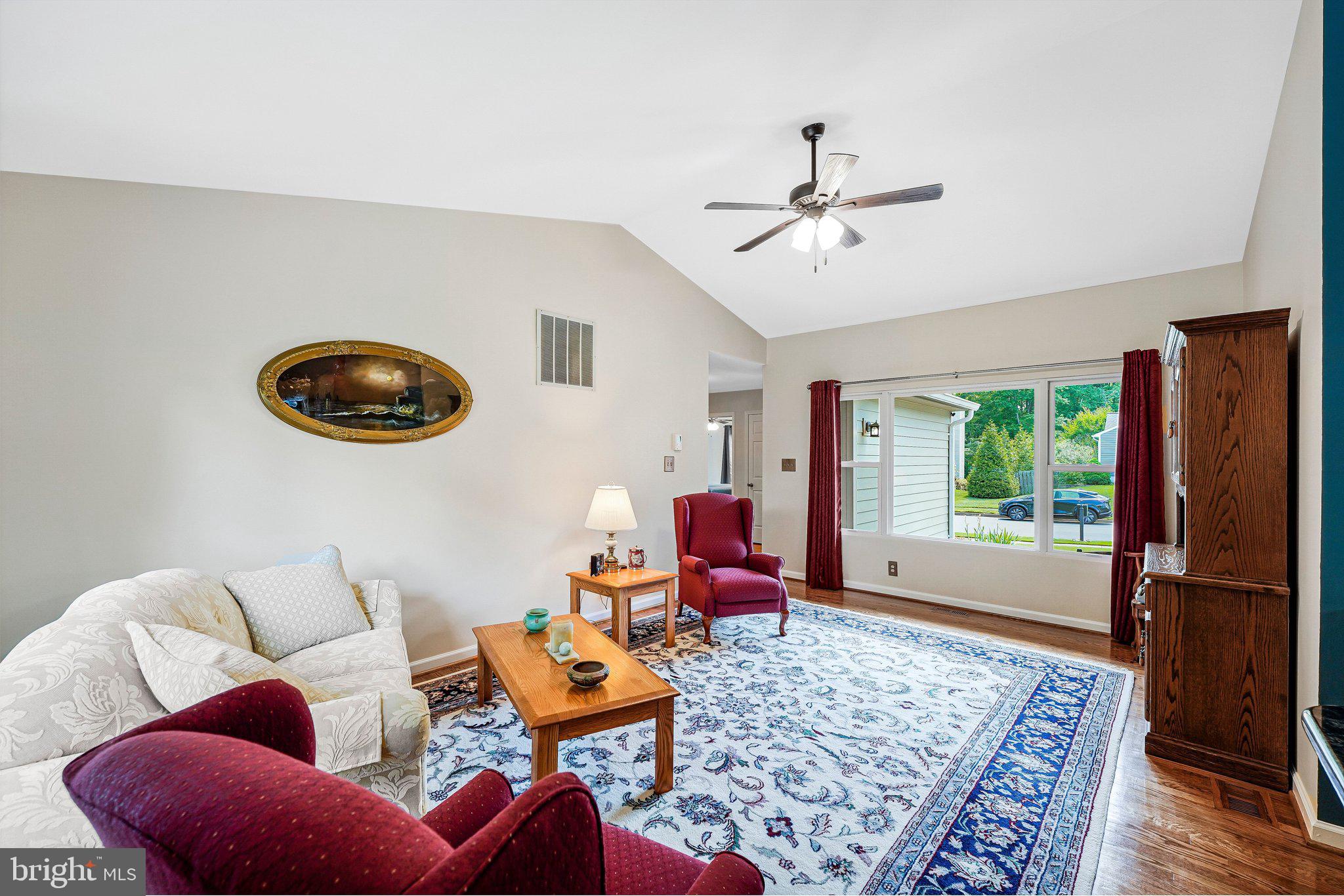 PEPPER TREE - Residential
