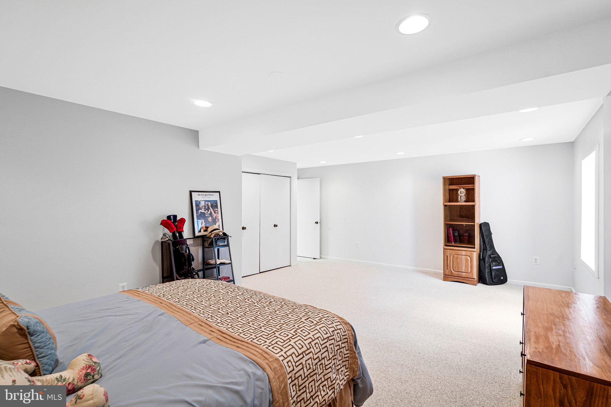 PEPPER TREE - Residential
