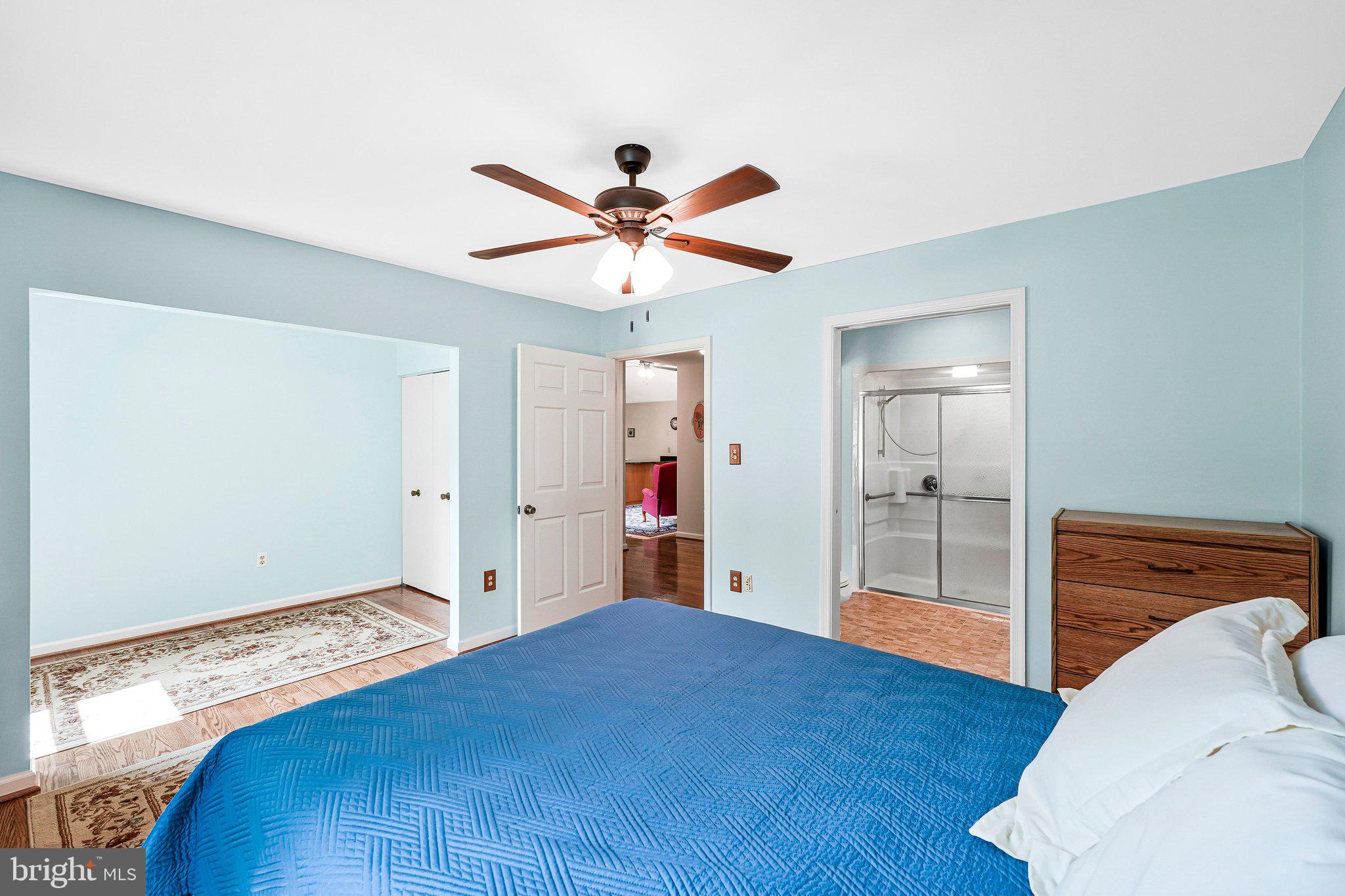 PEPPER TREE - Residential