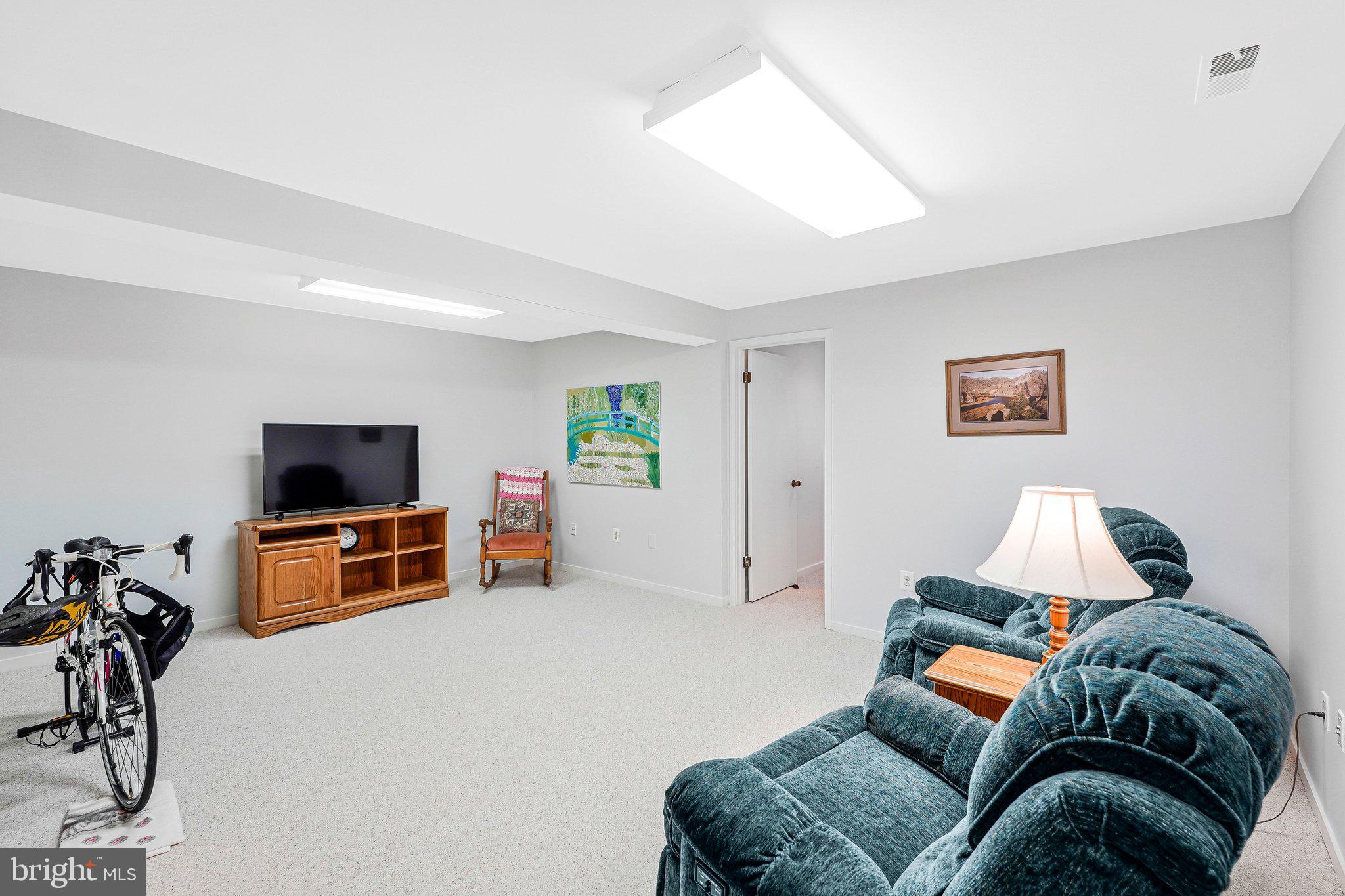 PEPPER TREE - Residential