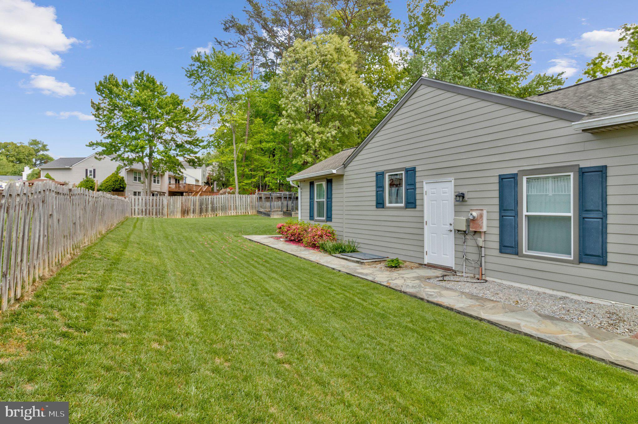 PEPPER TREE - Residential