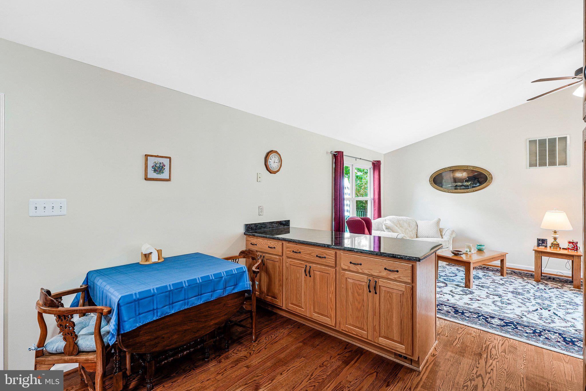 PEPPER TREE - Residential