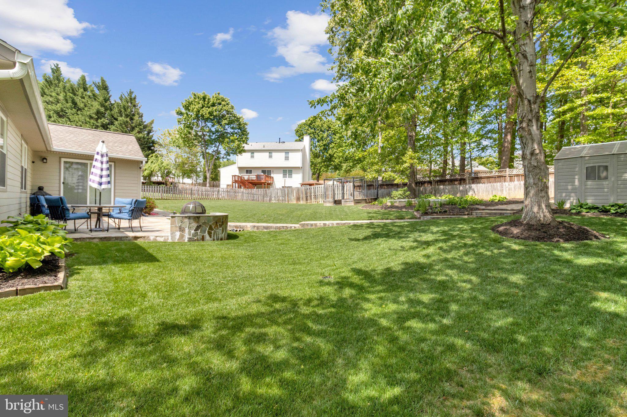 PEPPER TREE - Residential