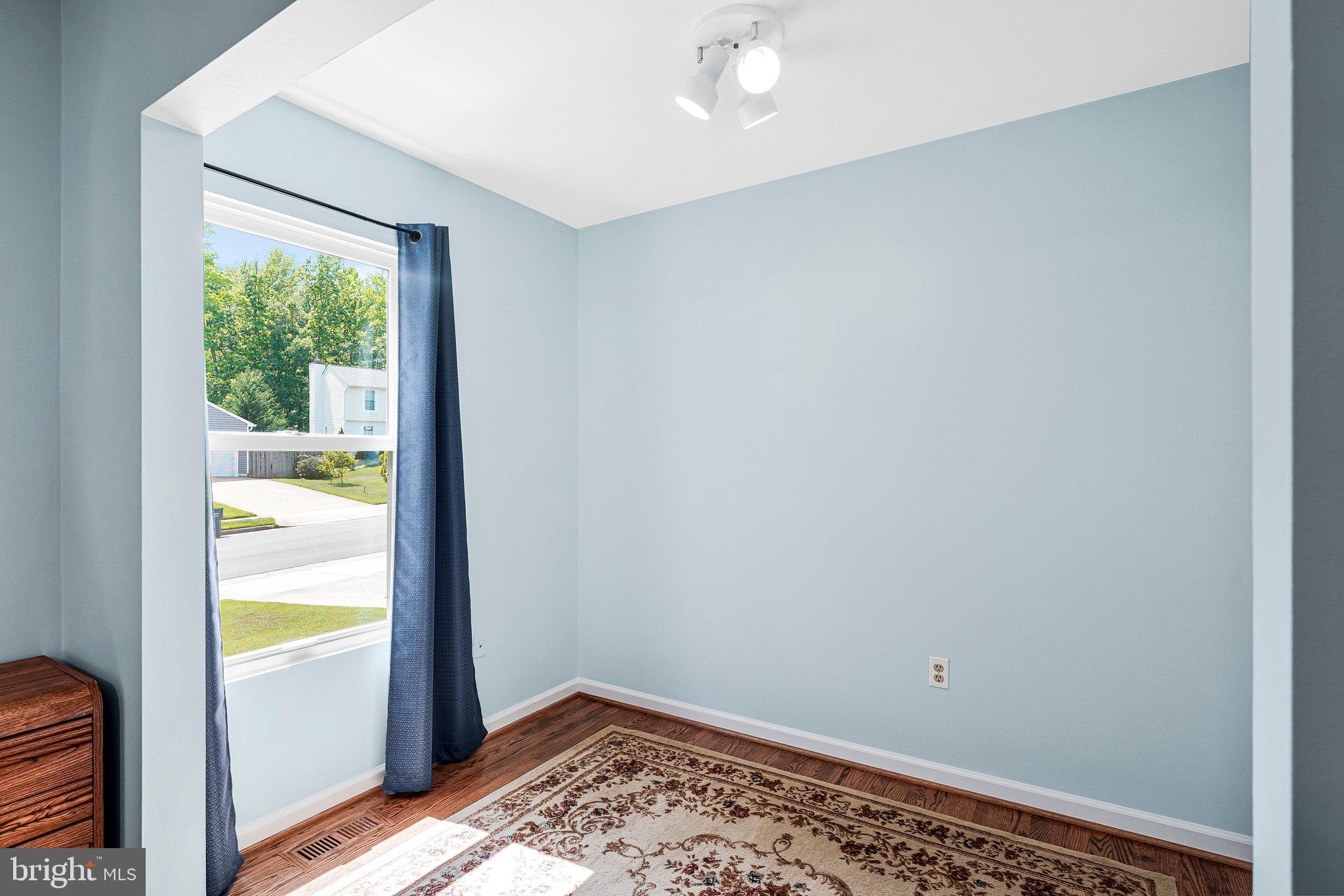 PEPPER TREE - Residential