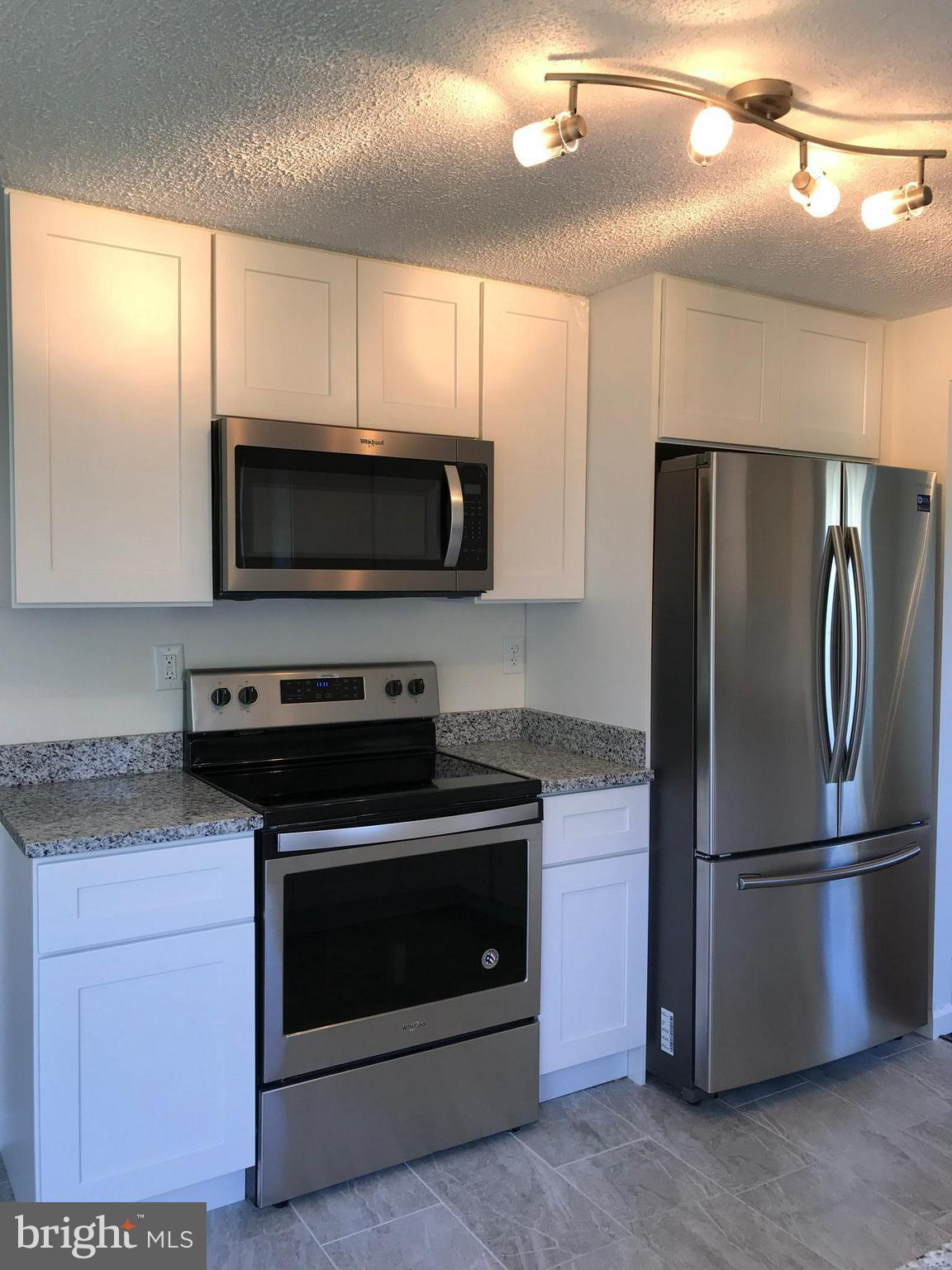 NEW ORCHARD ESTATES - Residential