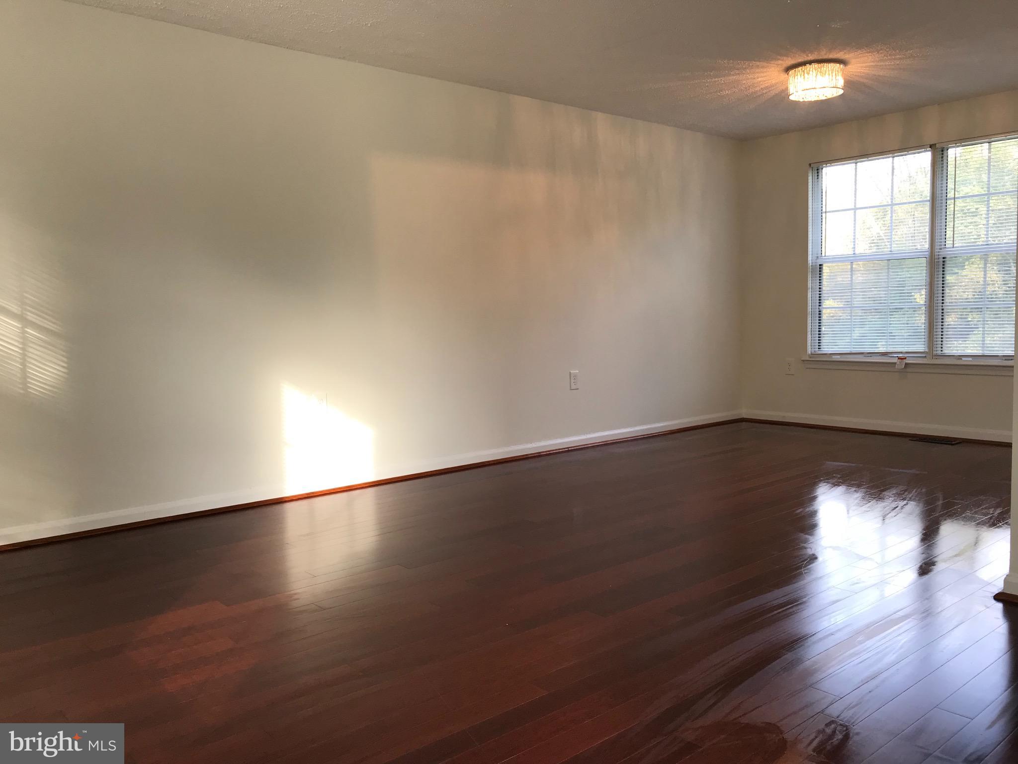 NEW ORCHARD ESTATES - Residential