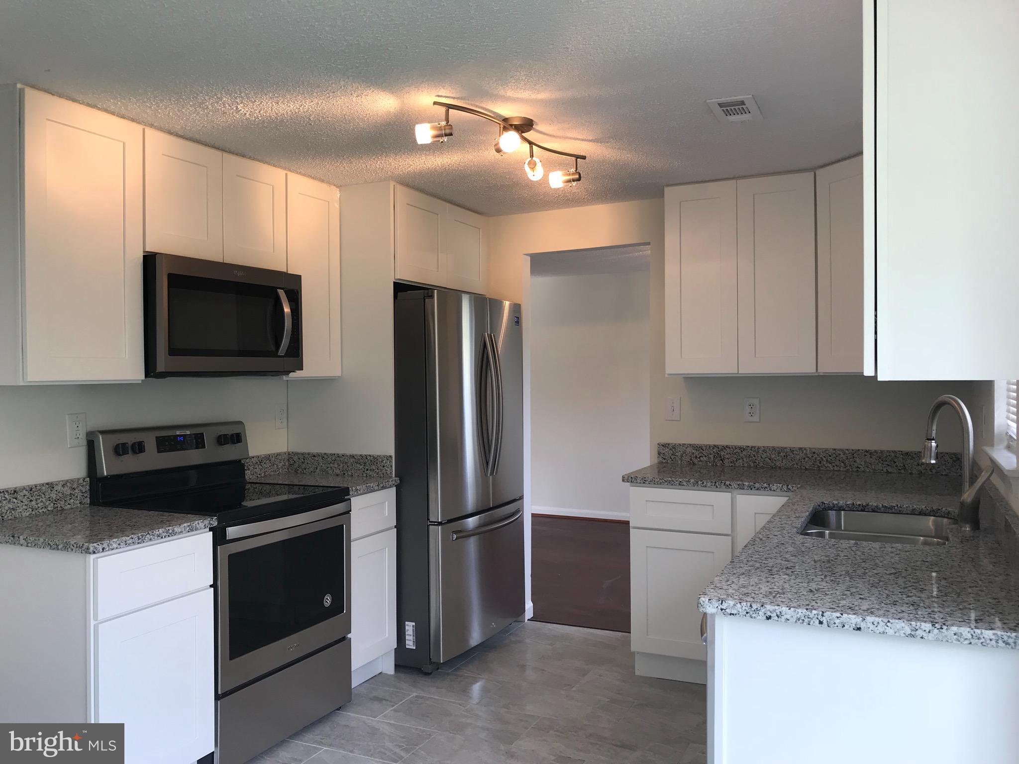 NEW ORCHARD ESTATES - Residential