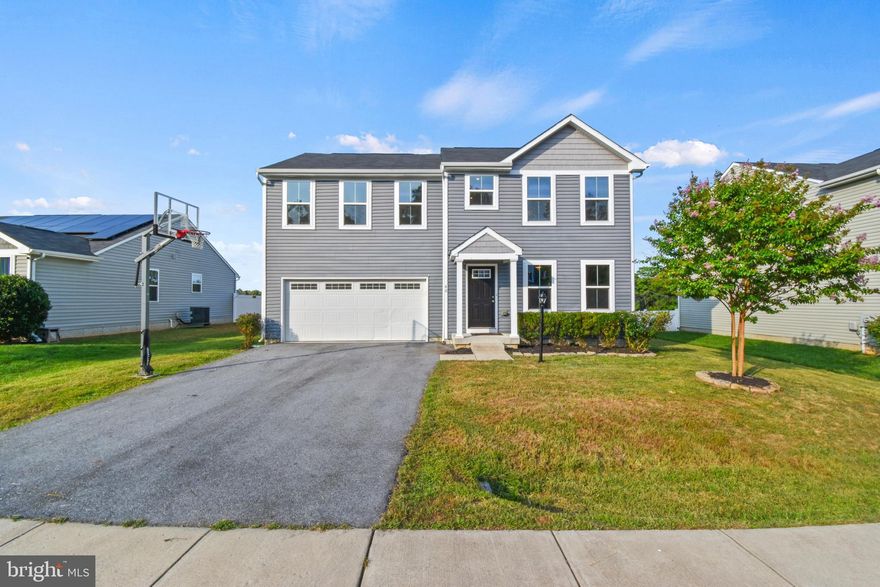 Simply beautiful for a new owner and move in ready.   Come see this perfect 4BR,3.5BA colonial with fresh paint, carpet, finished basement in lovely neighborhood and fenced back yard. Cul-de-sac location so no thorough fare and quiet evenings.  Owner is licensed VA agent.