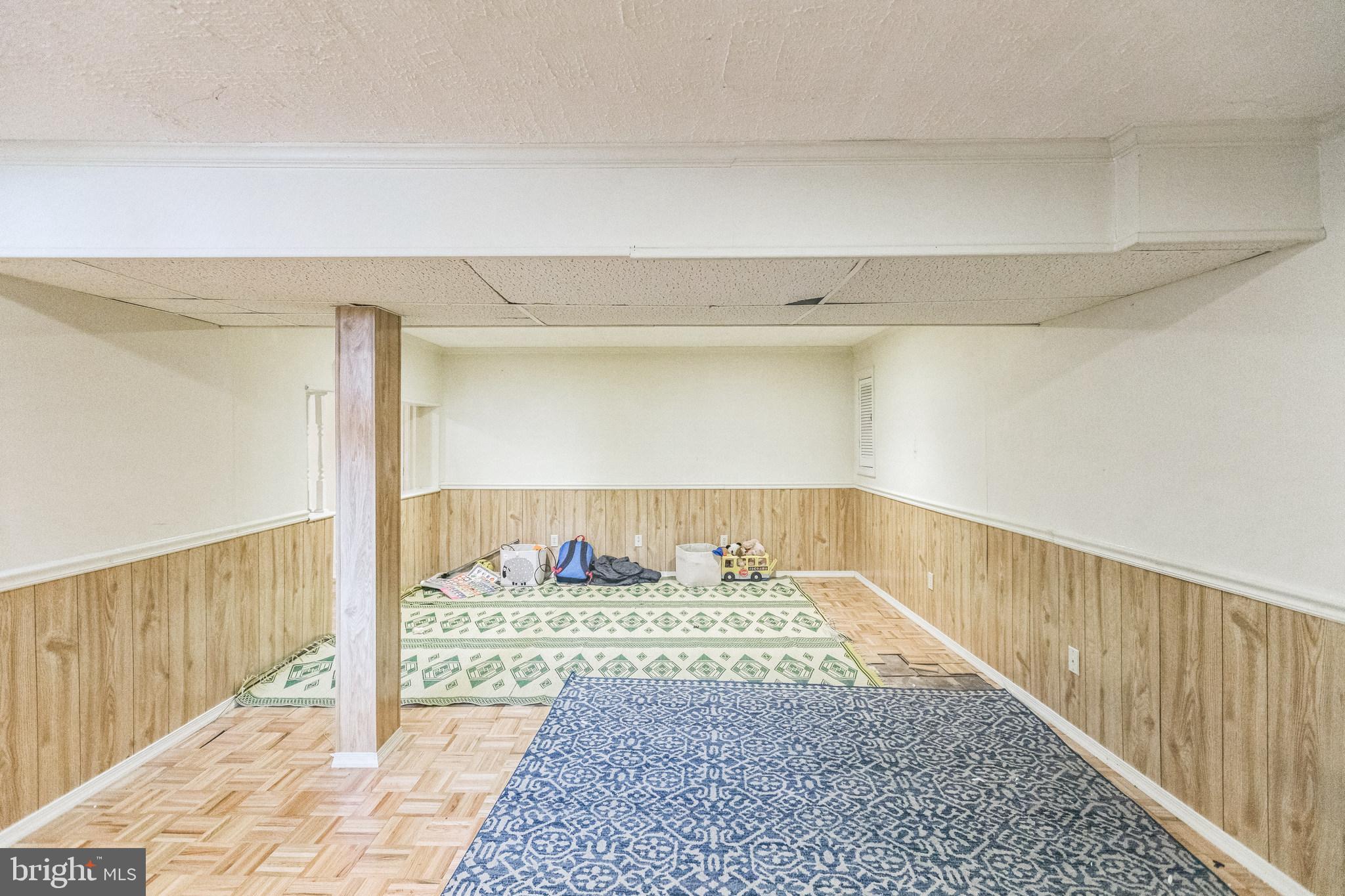 HERITAGE WOODS - Residential