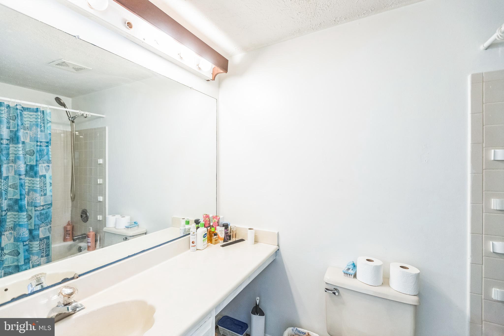 HERITAGE WOODS - Residential