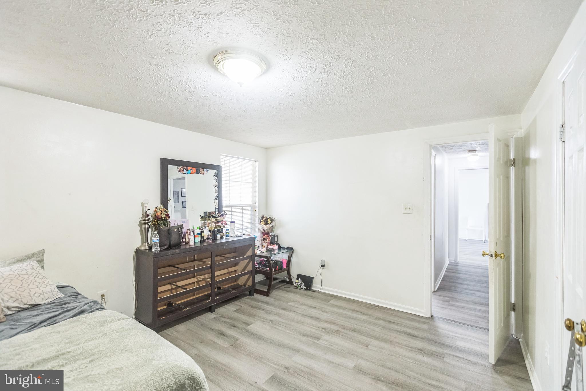 HERITAGE WOODS - Residential