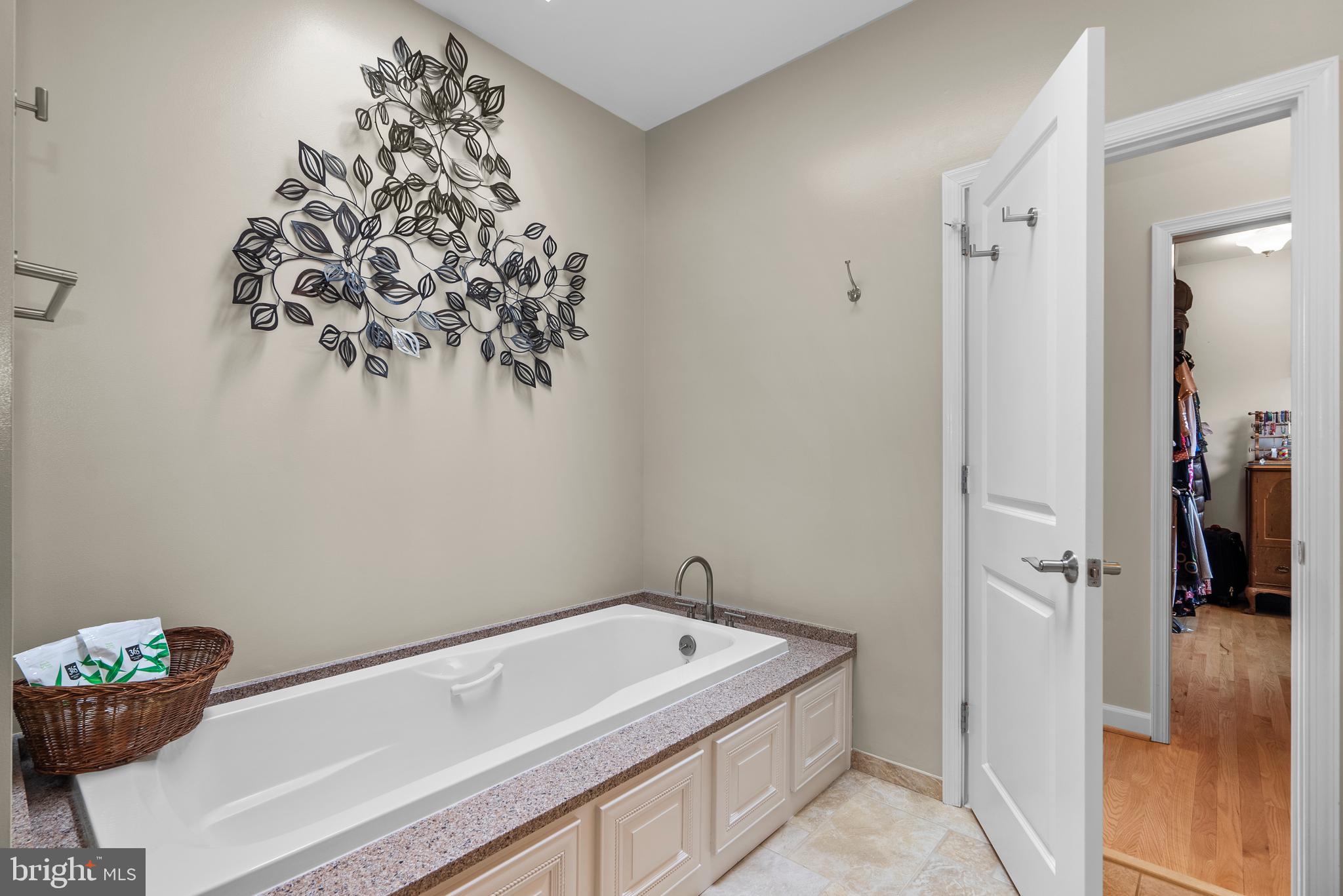 BANNOCKBURN - Residential