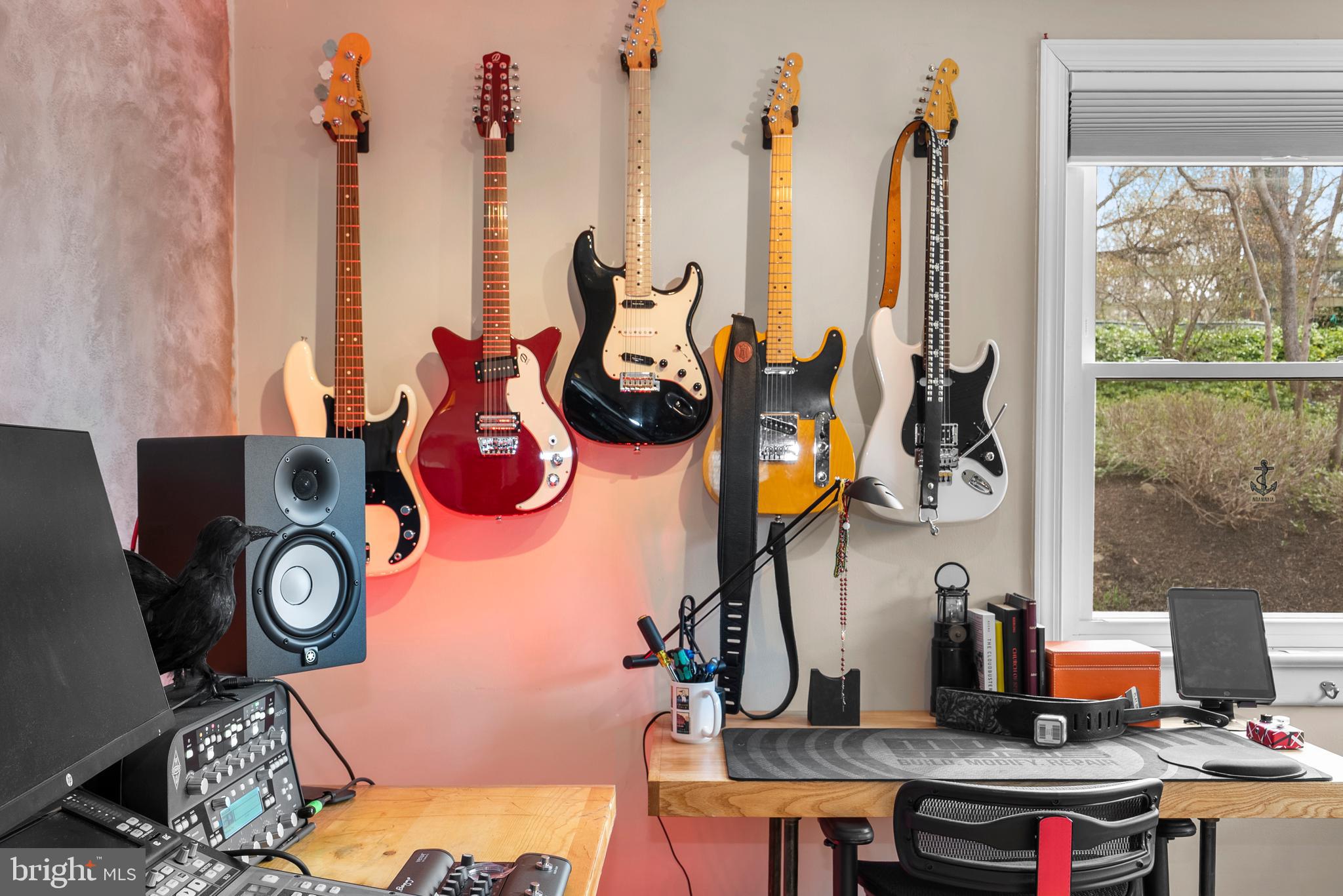 BANNOCKBURN - Residential