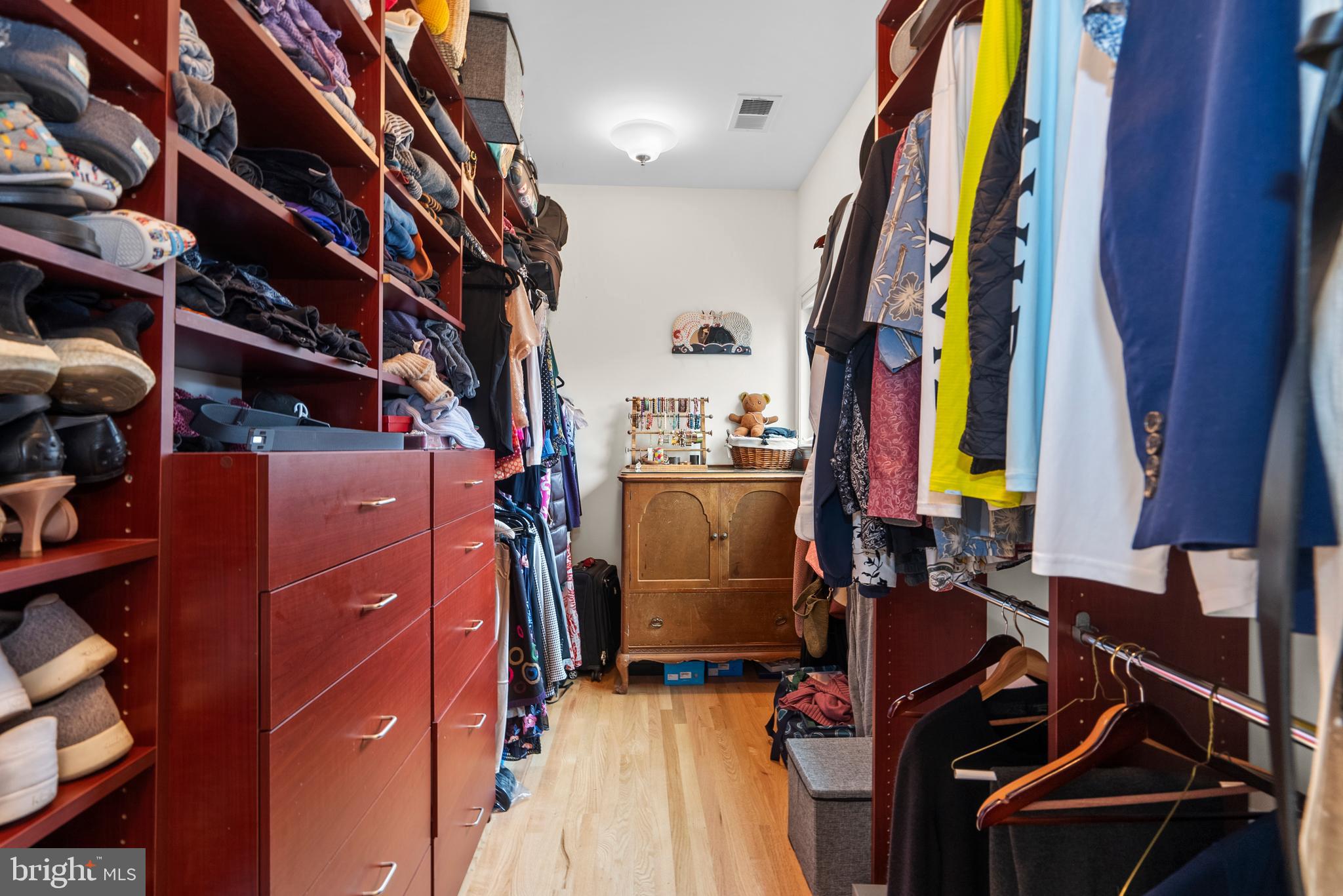 BANNOCKBURN - Residential