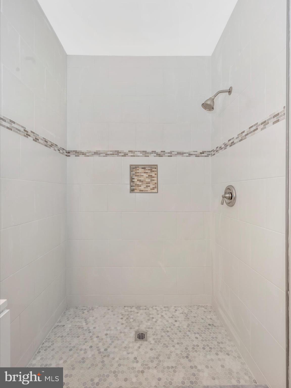 LAKELANDS RIDGE - Residential