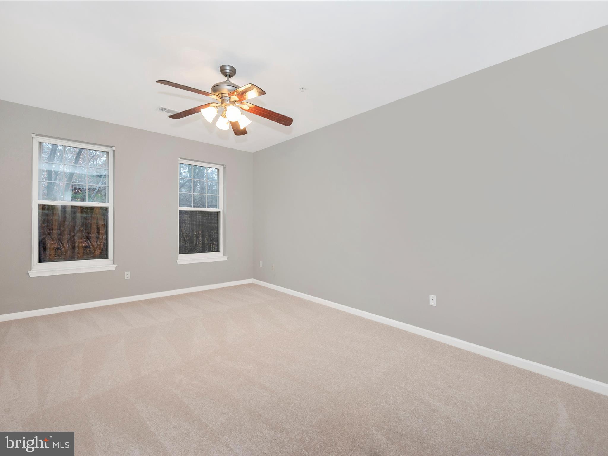 LAKELANDS RIDGE - Residential