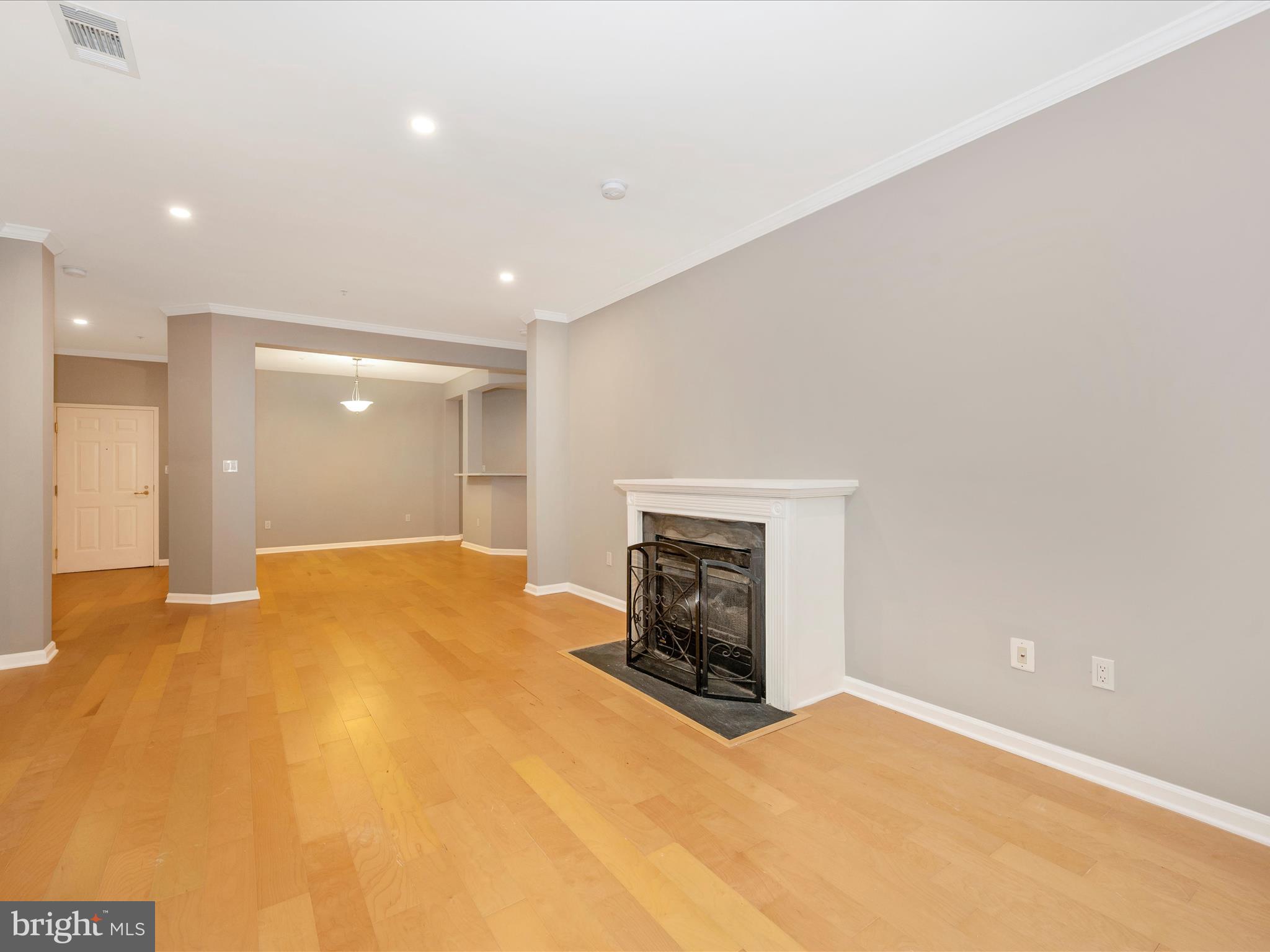 LAKELANDS RIDGE - Residential