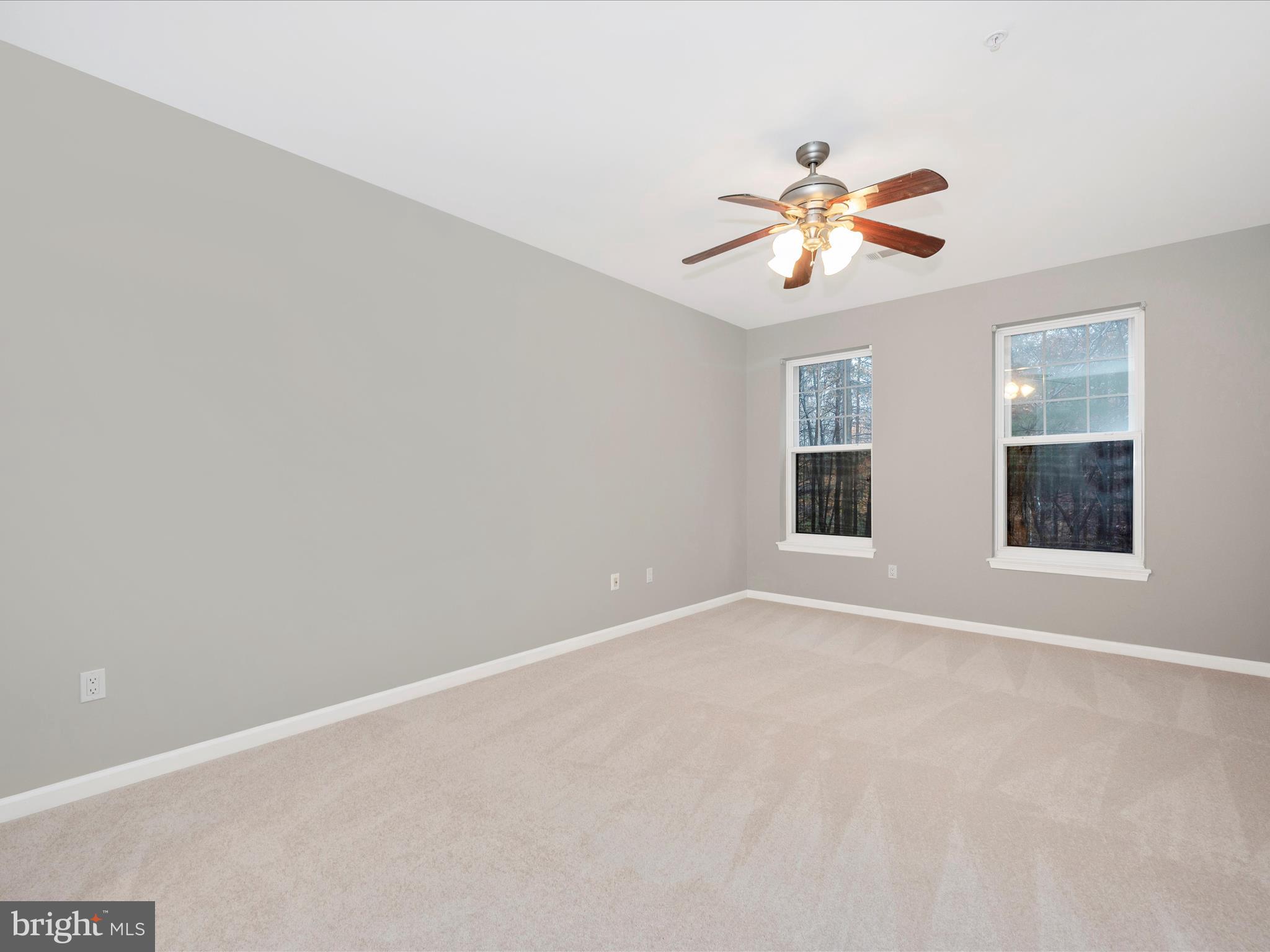 LAKELANDS RIDGE - Residential