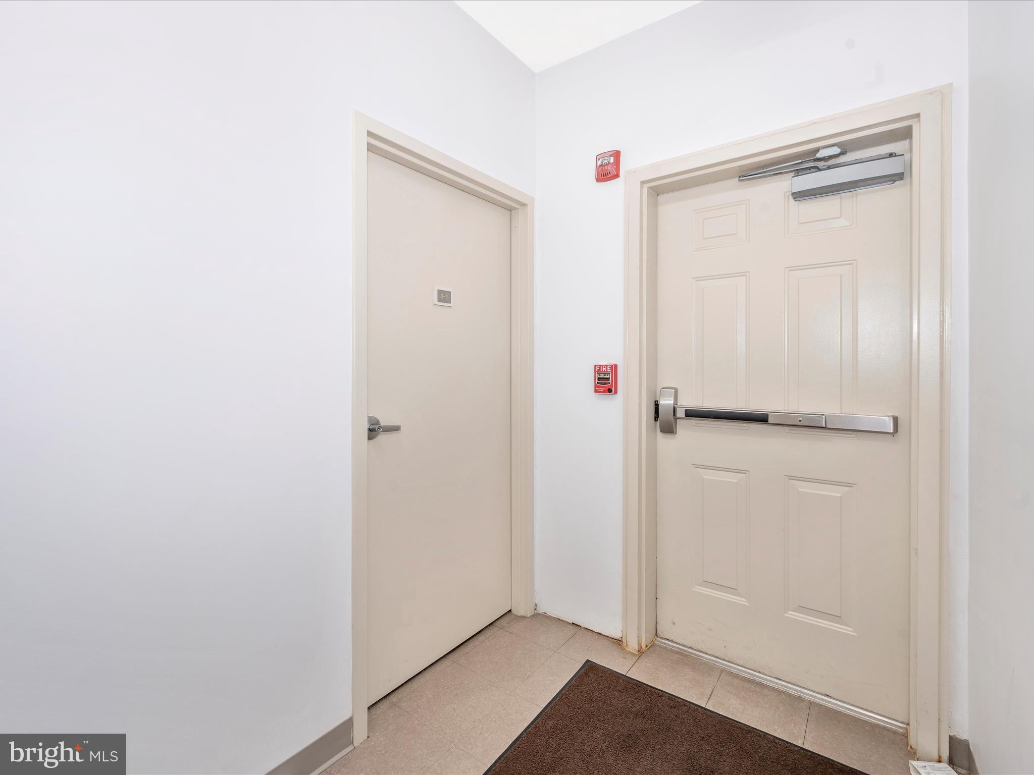 LAKELANDS RIDGE - Residential