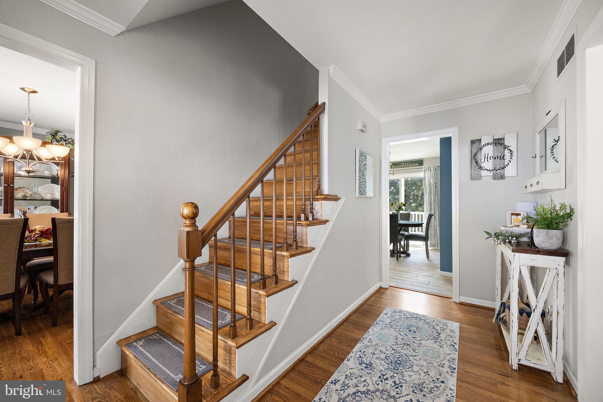 554 HOLLY KNOLL ROAD