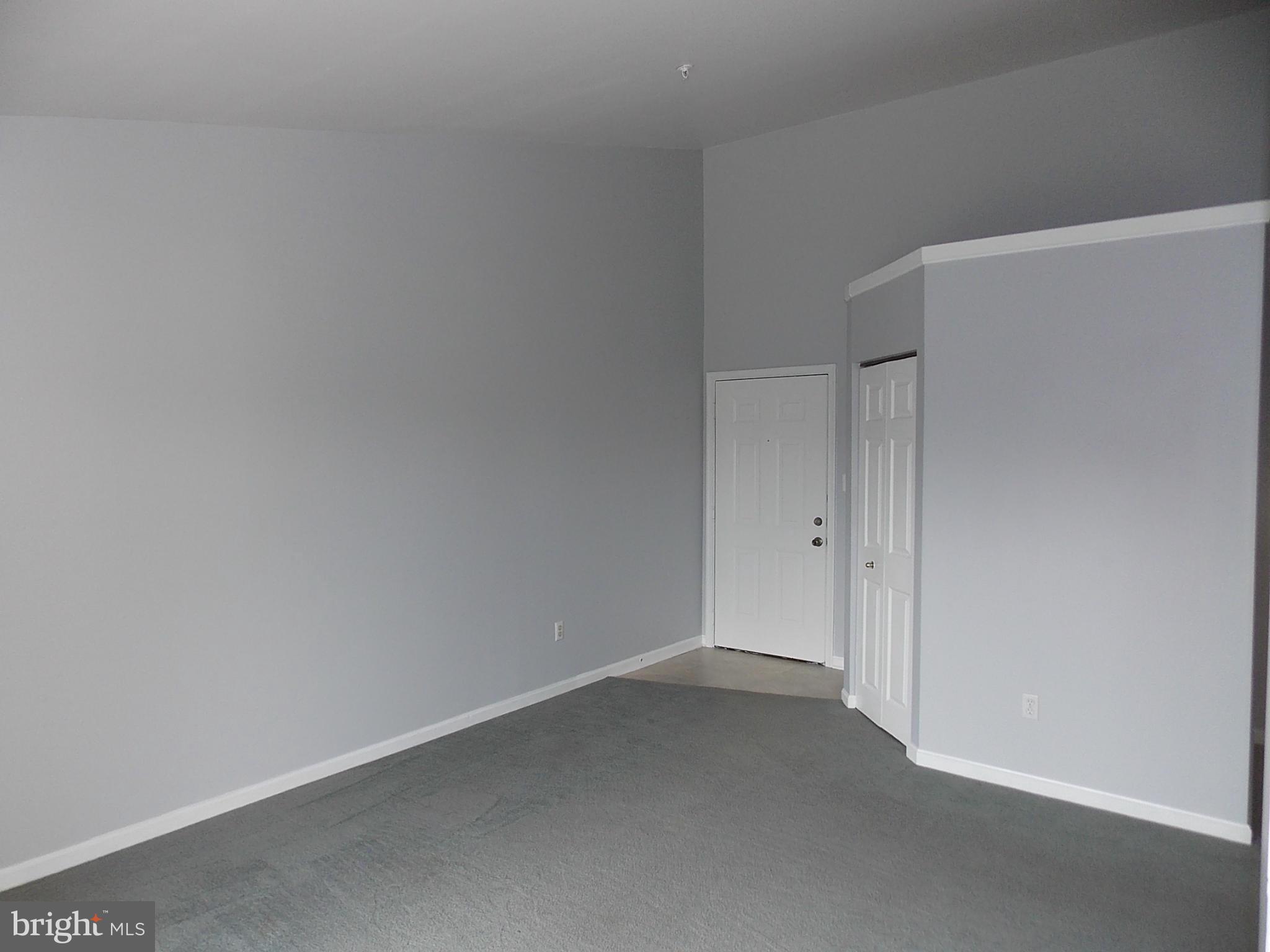 CROMWELL FOUNTAIN - Residential Lease