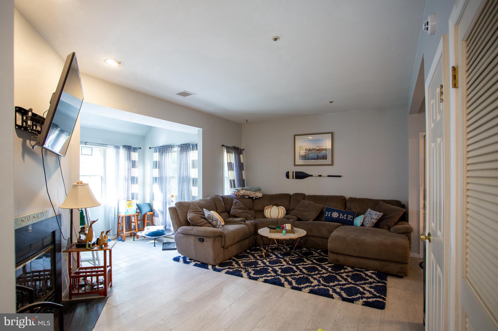 RIVA TRACE - Residential