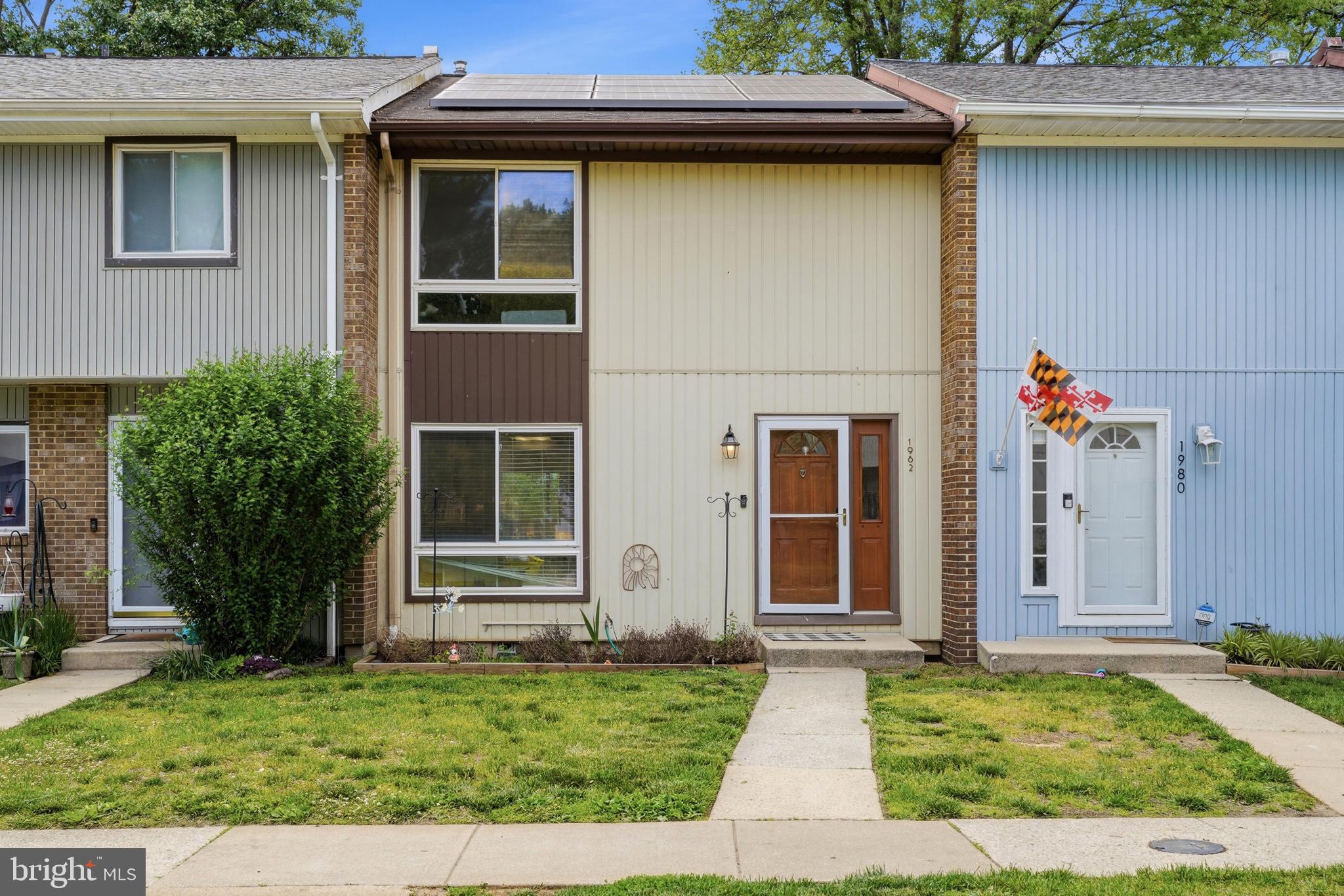 CROFTON MEADOWS - Residential