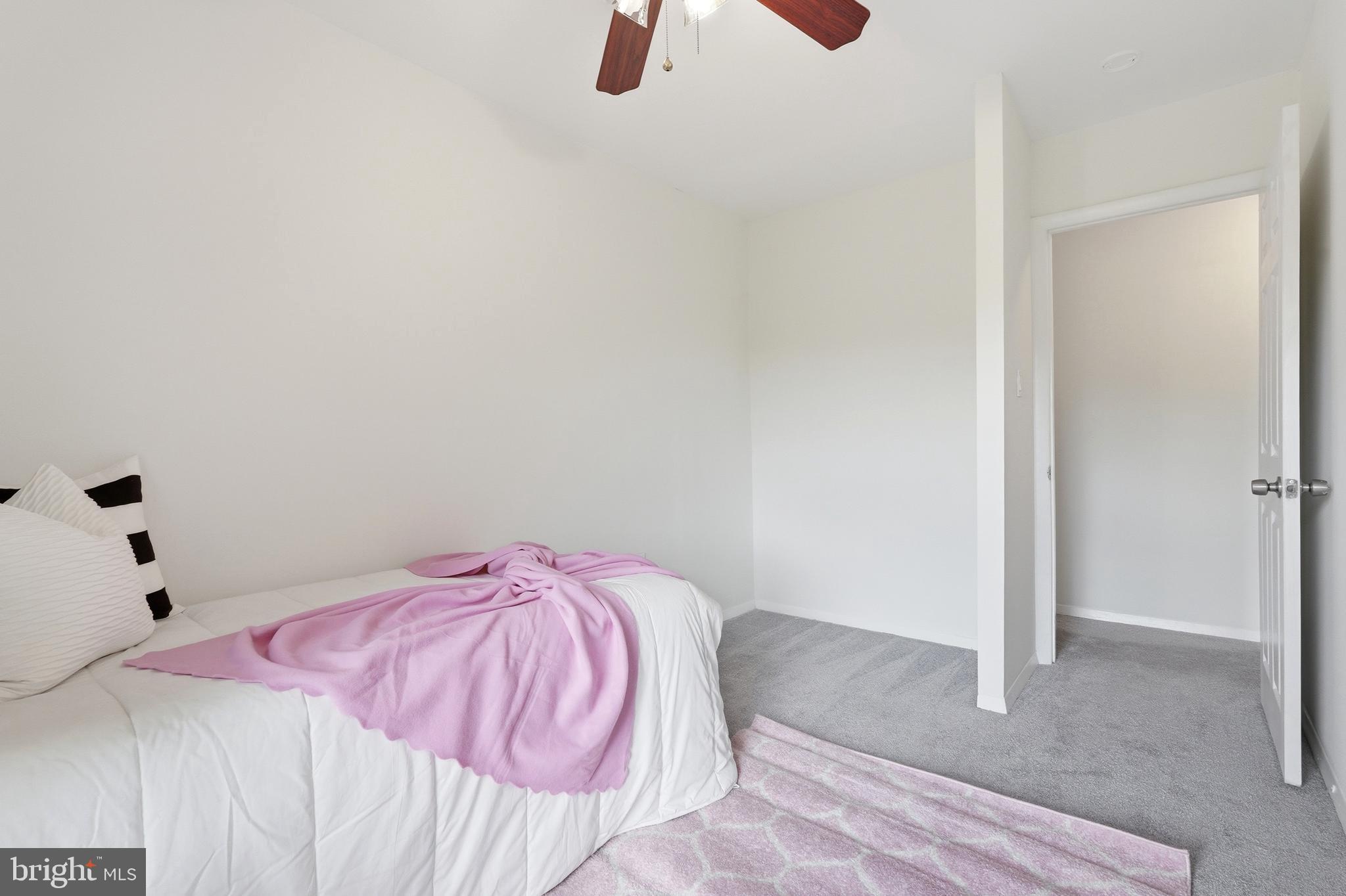 CROFTON MEADOWS - Residential