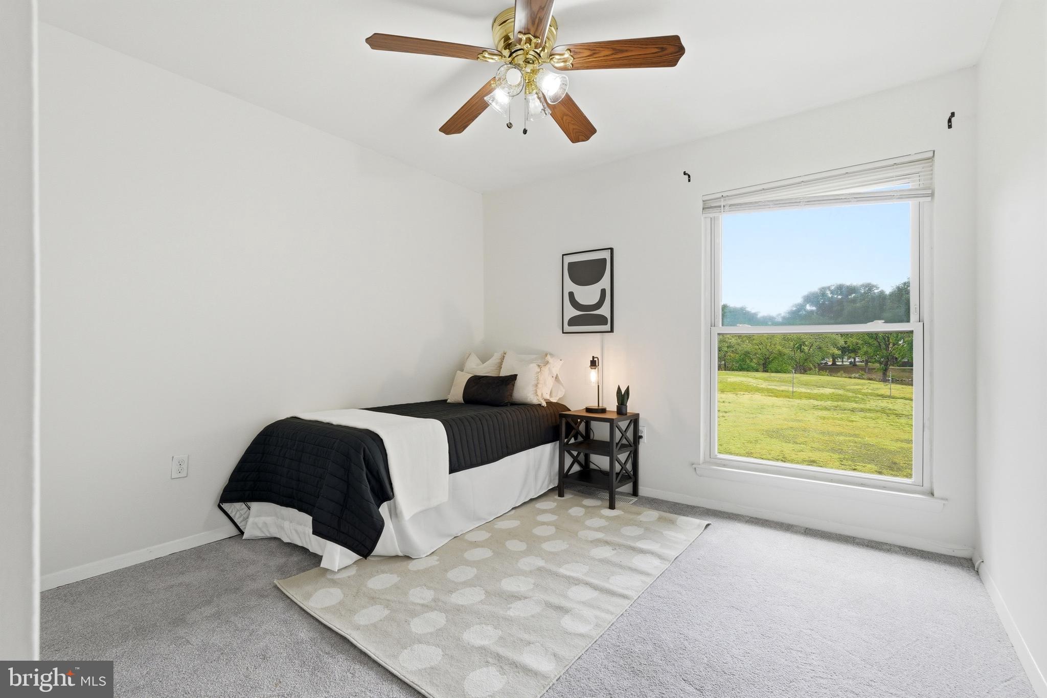 CROFTON MEADOWS - Residential