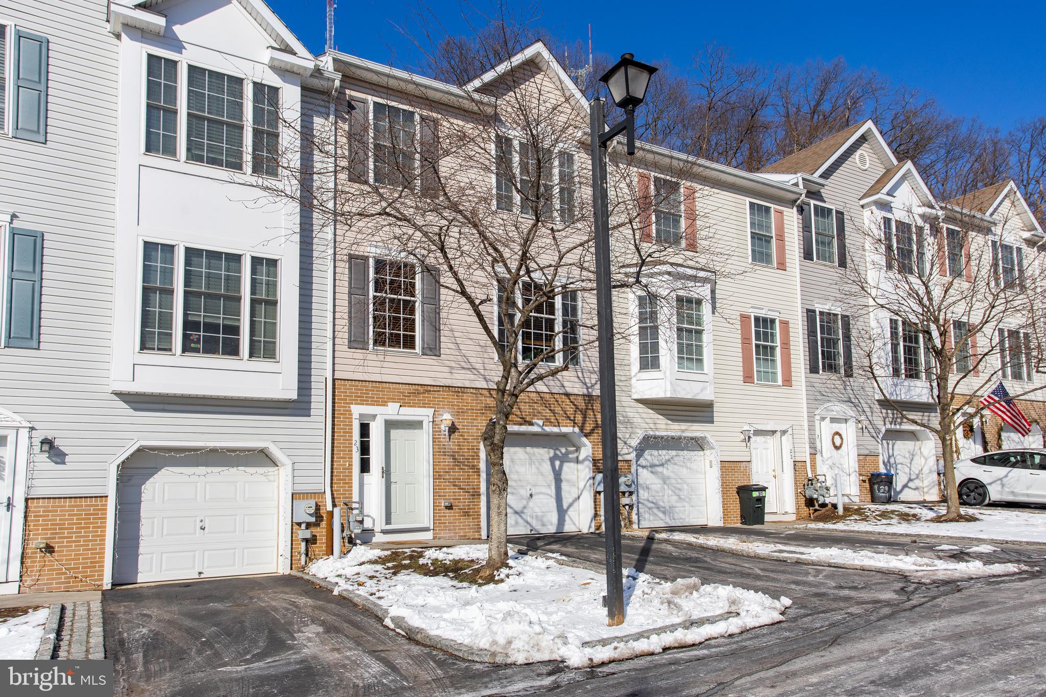 100 PARKER AVENUE 23