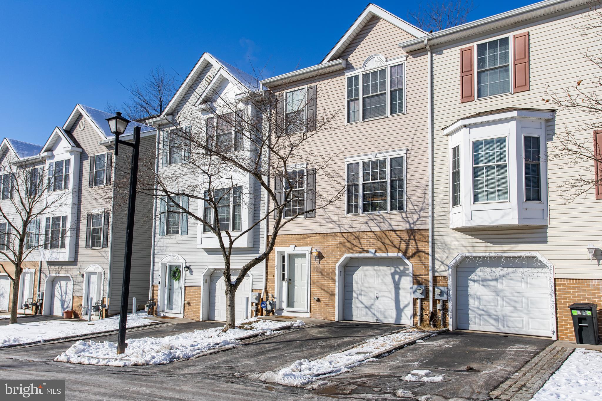 100 PARKER AVENUE 23