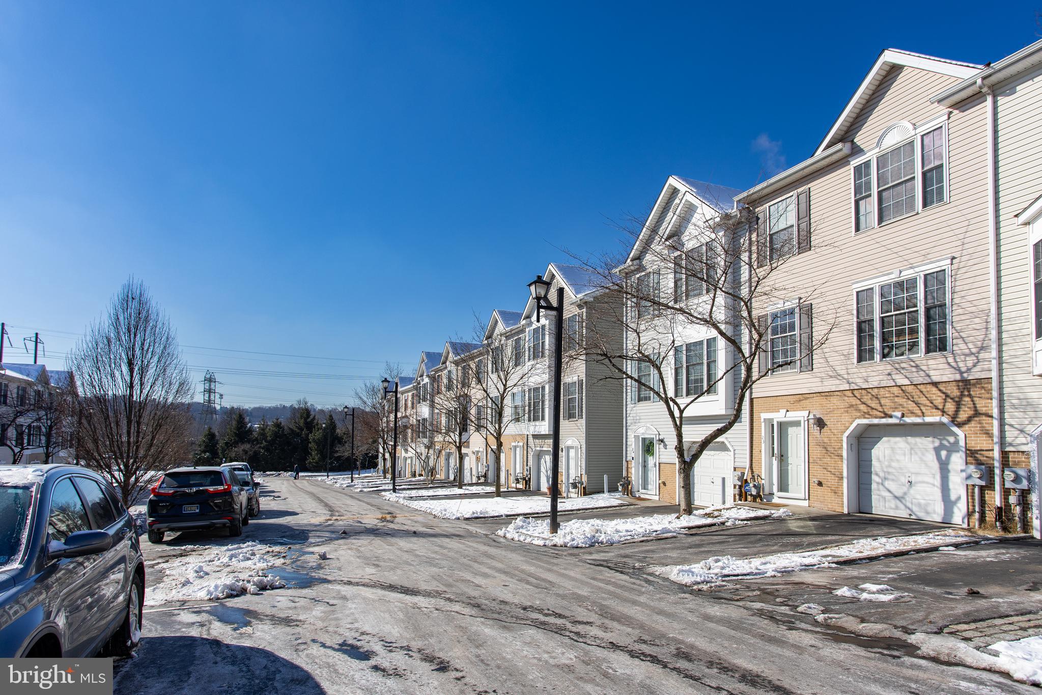 100 PARKER AVENUE 23