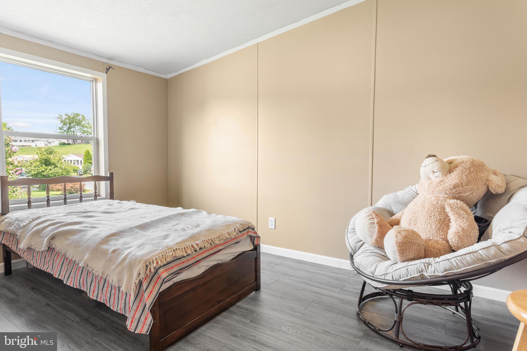 EAGLE VIEW MOBILE HOME PK - Residential